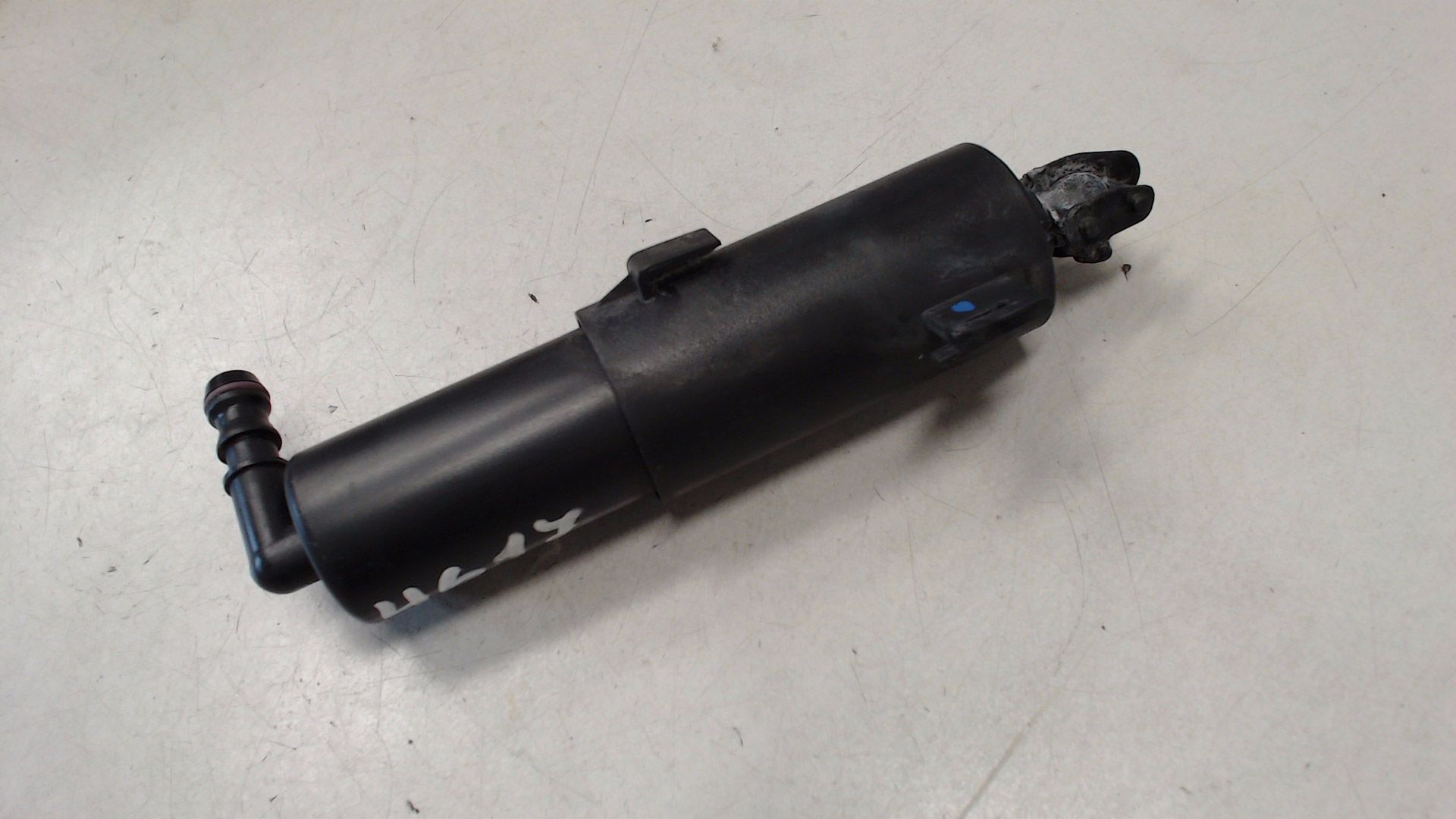 Waschdüse SPRITZDÜSE SCHEINWERFER SWR SWA links