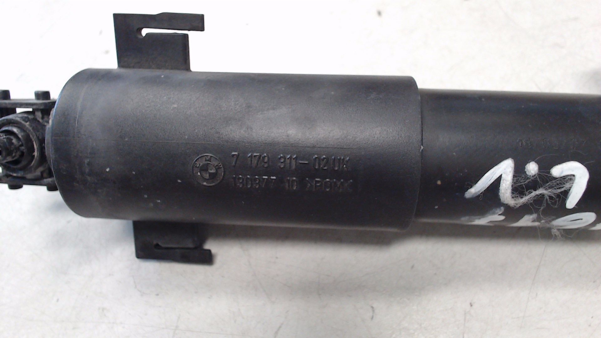 Waschdüse SPRITZDÜSE SCHEINWERFER SWR SWA links