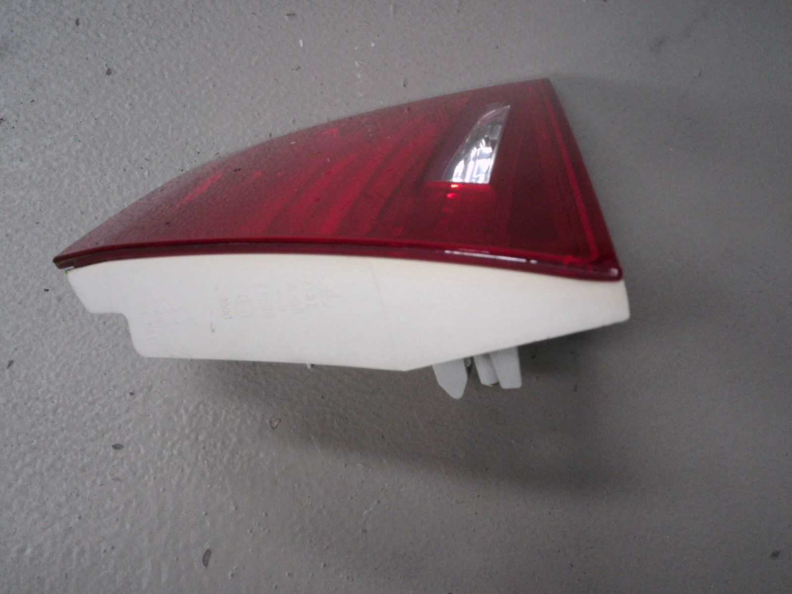 HECKLEUCHTE LED HINTEN RECHTS INNEN