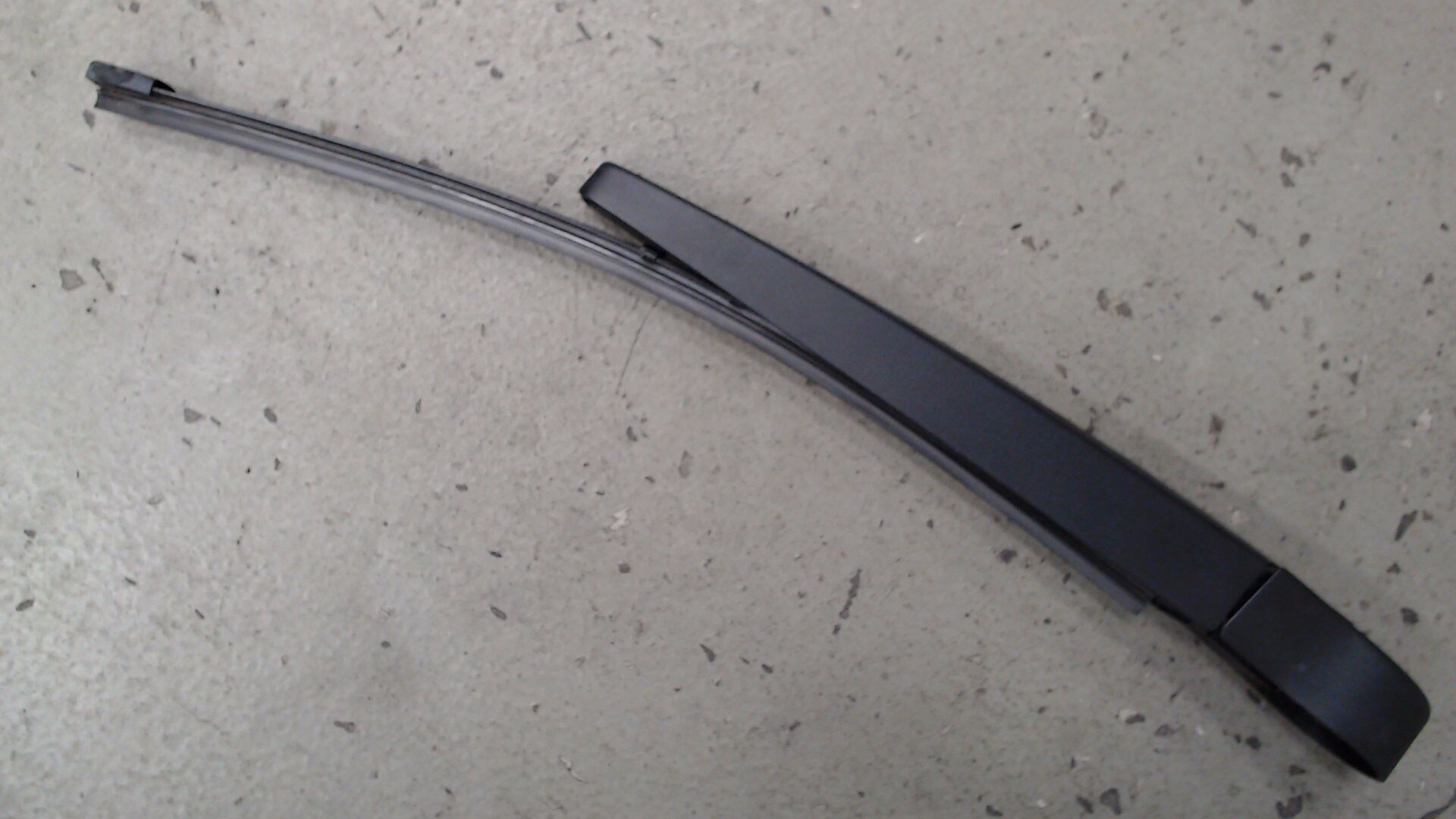 Scheibenwischerarm hinten