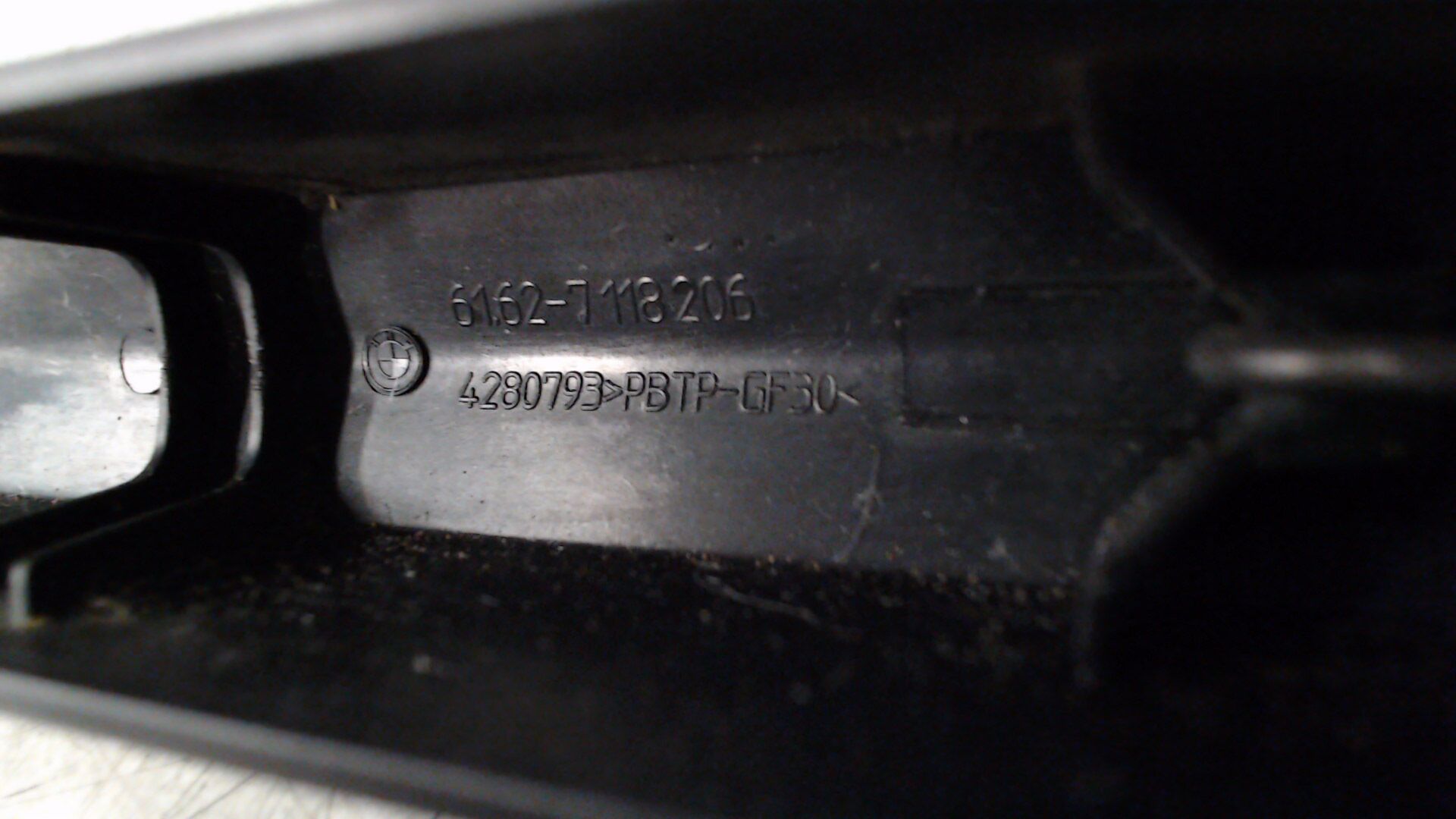 Scheibenwischerarm hinten