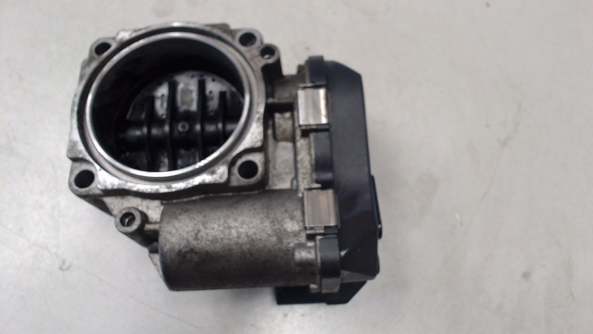 Drosselklappenstutzen