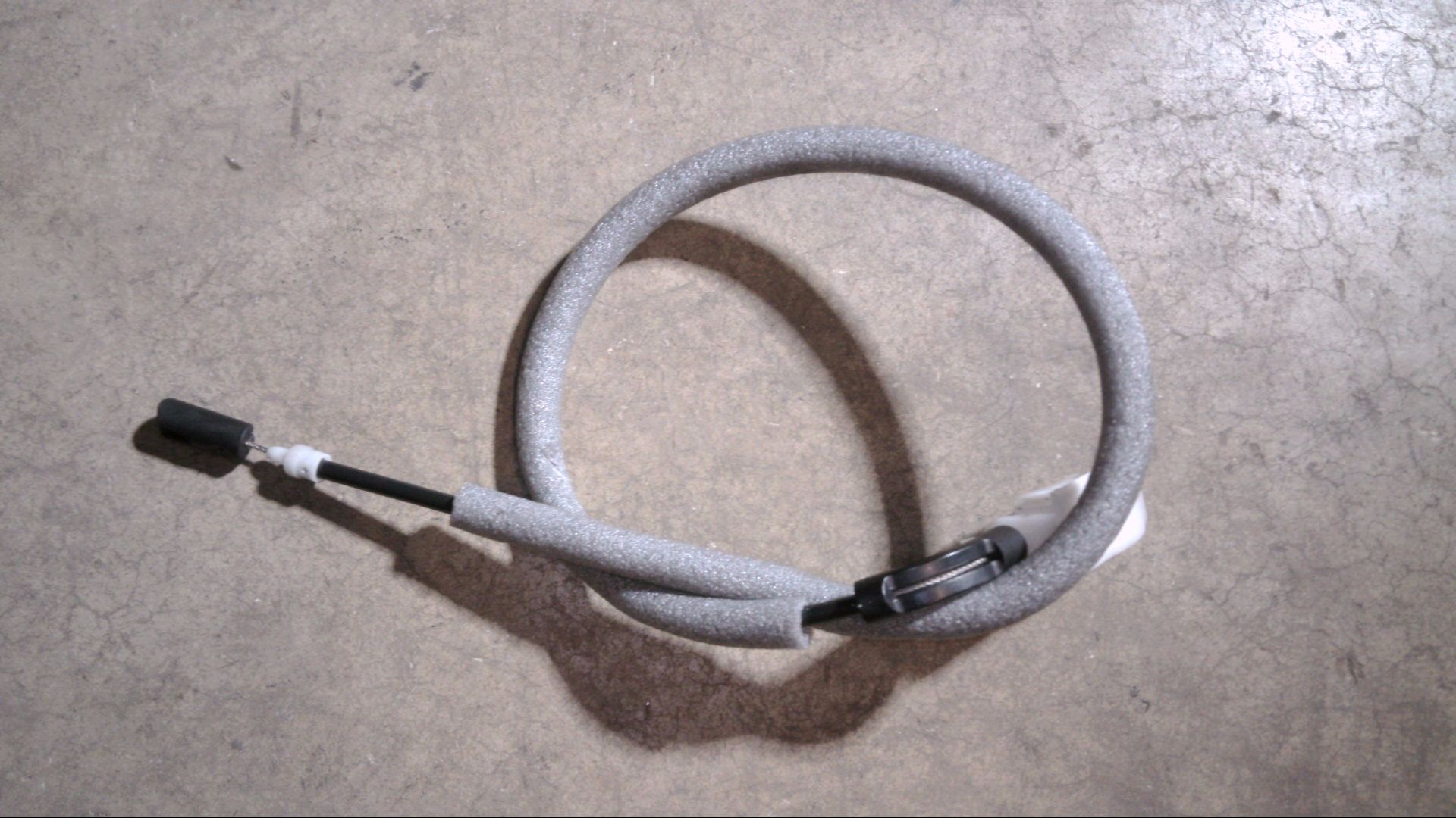 BOWDENZUG TÜR VORNE LINKS
