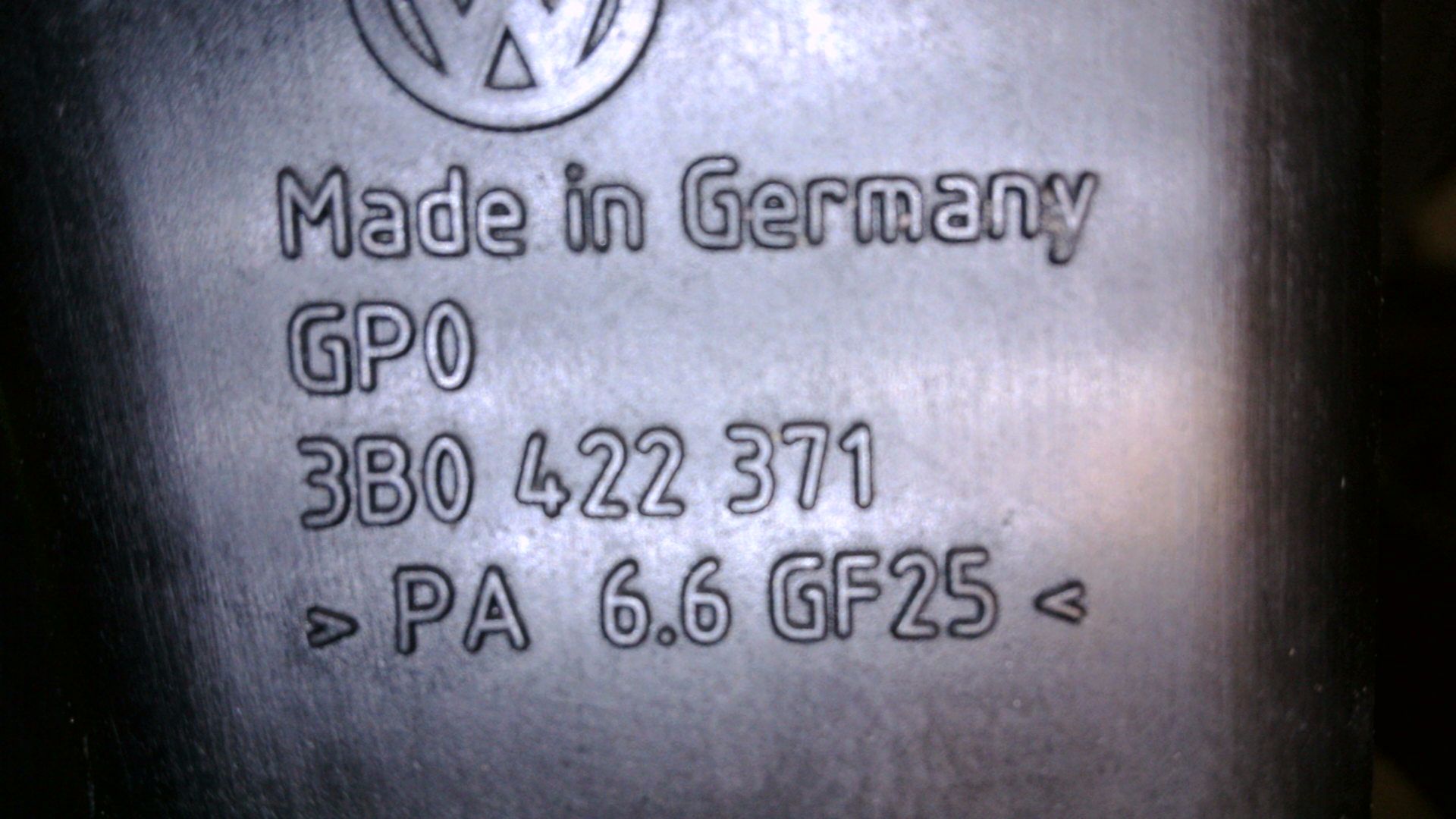 Ausgleichsbehälter Servopumpe