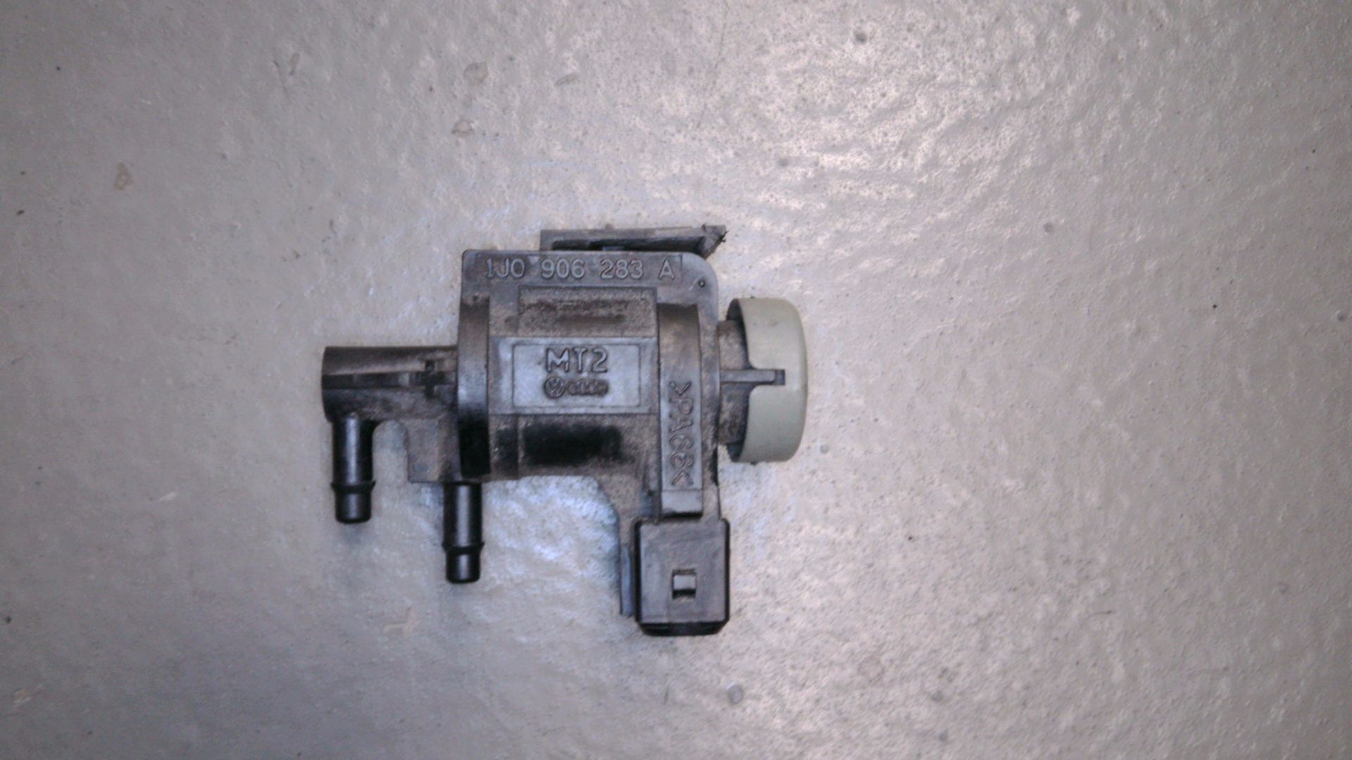 UNTERDRUCKVENTIL ABGASSTEUERUNG