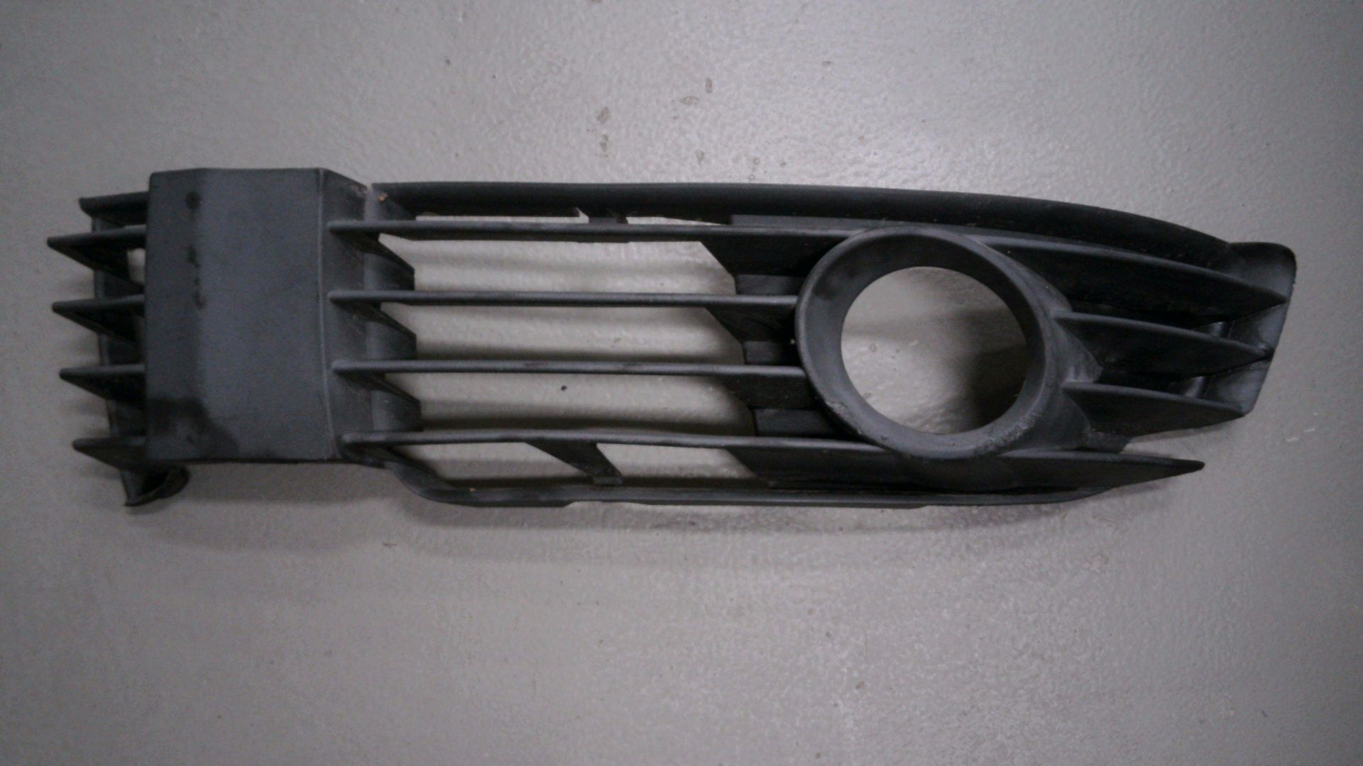 LUFTGITTER SEITLICH LINKS