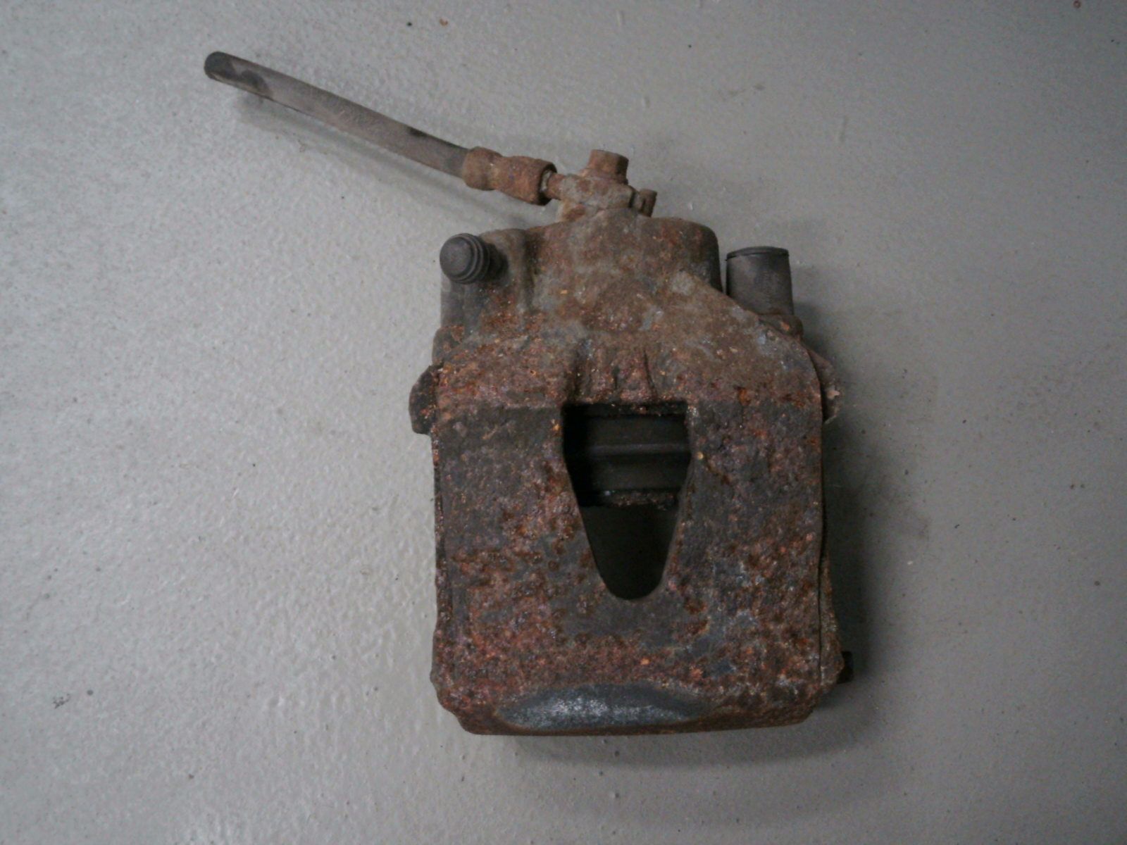 BREMSSATTEL VORNE RECHTS