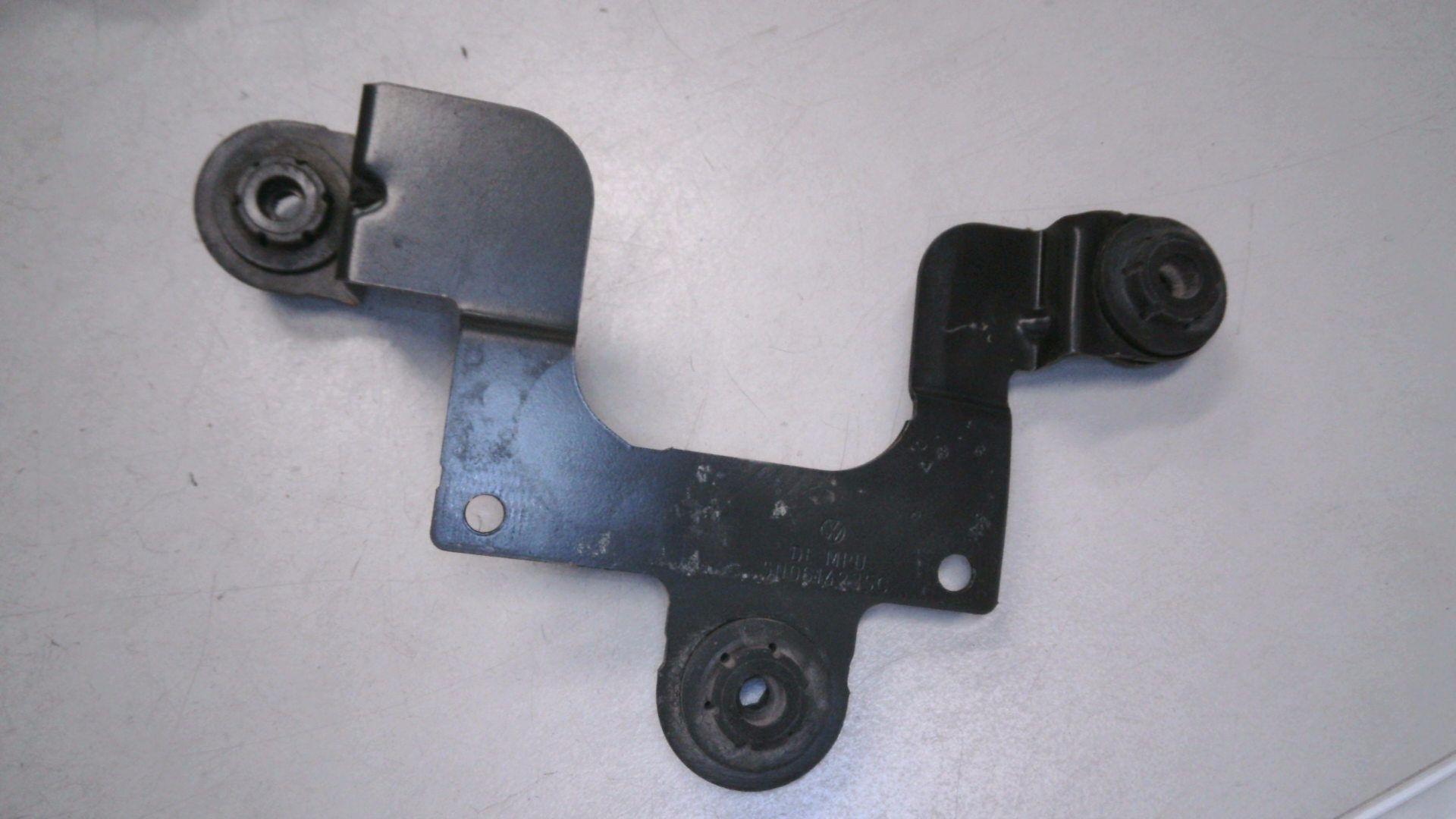 Halter Hauptbremsaggregat ABS