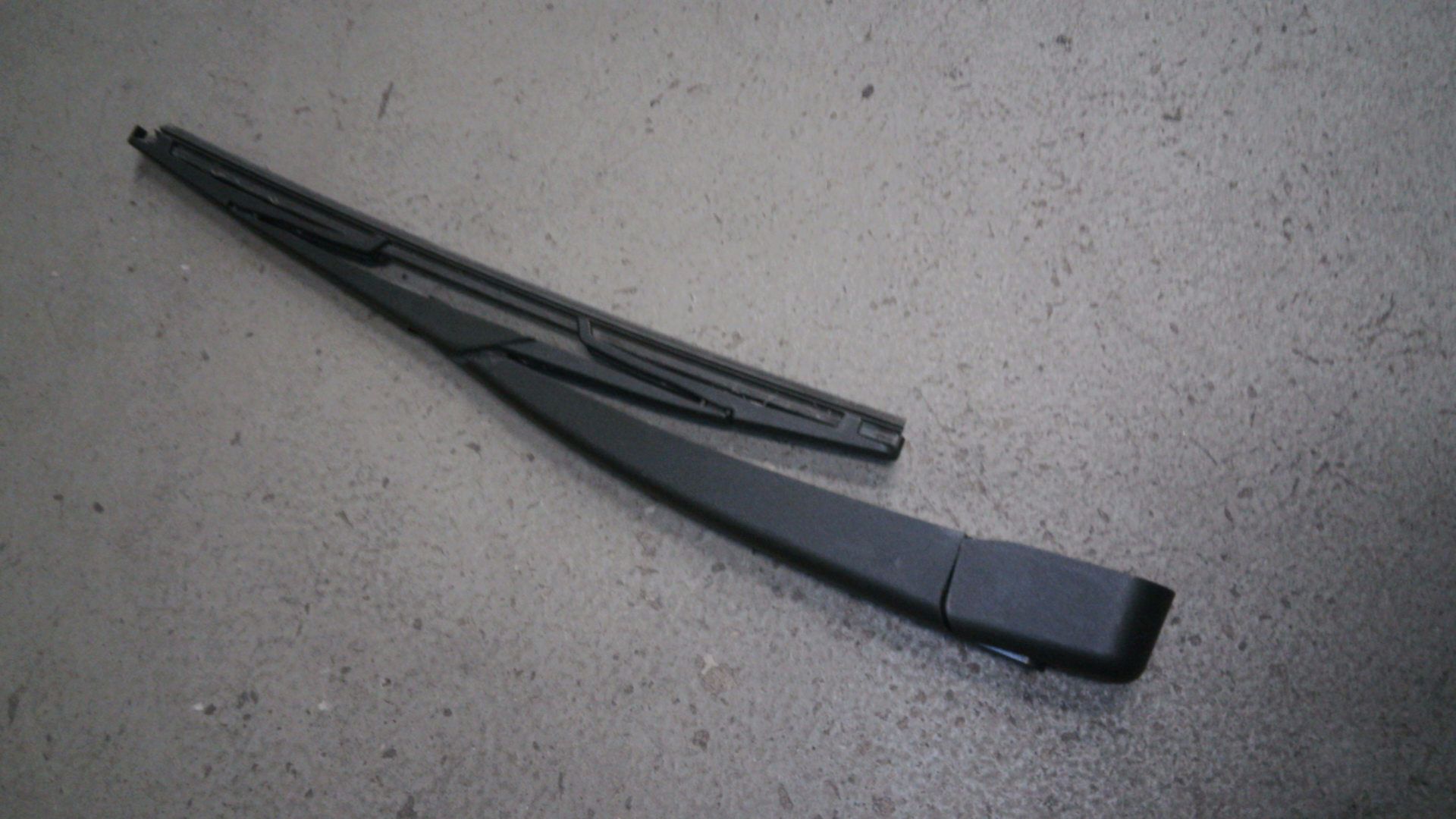 Scheibenwischerarm hinten HECKWISCHERARM