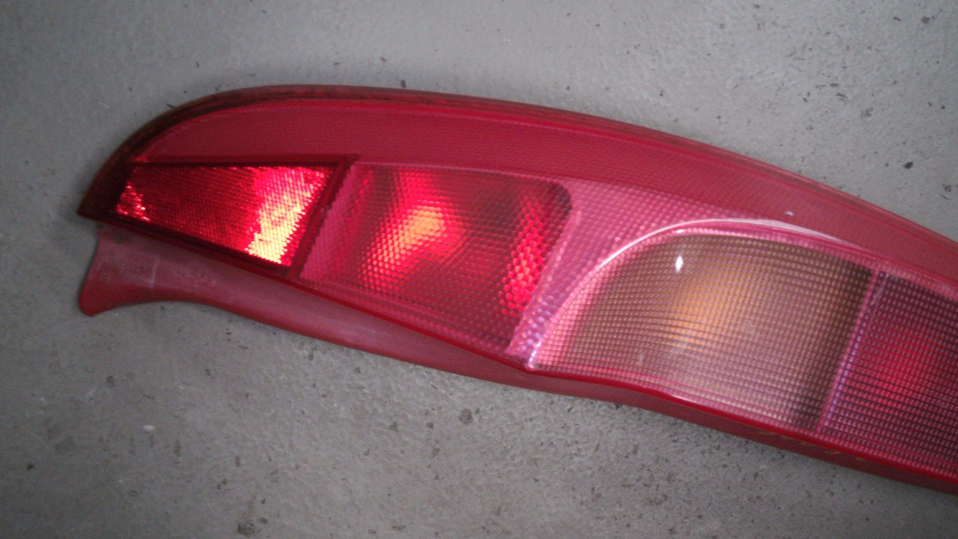 RÜCKLEUCHTE Heckleuchte Links