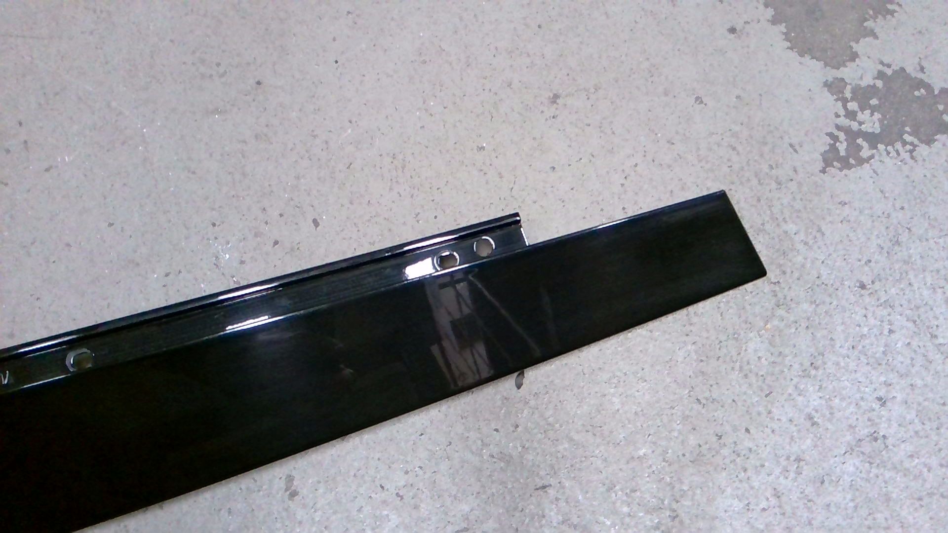 Türblende (Tür vorn) Links