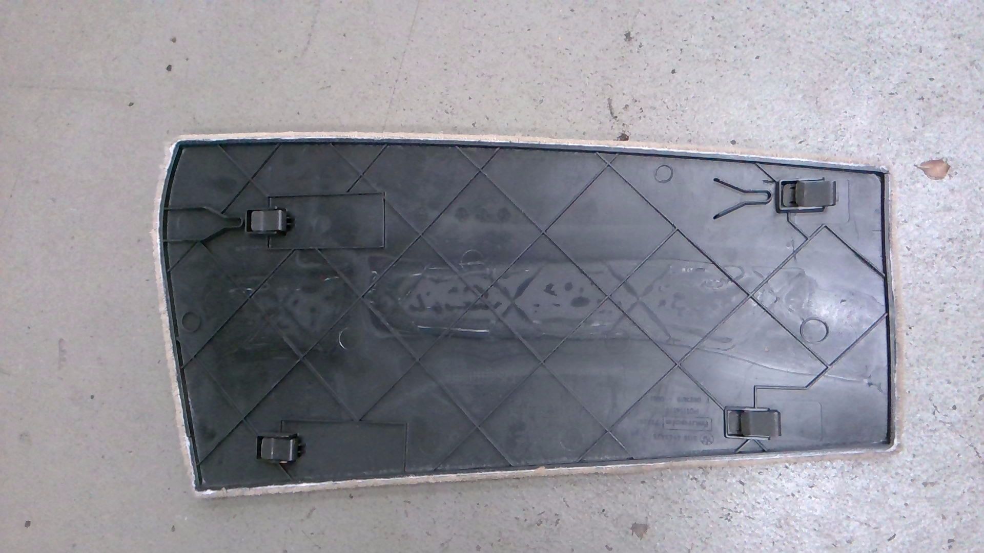 Verkleidung Mittelkonsole hinten Links