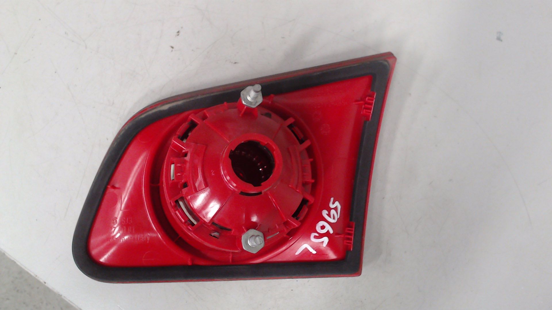 Heckleuchte innen links