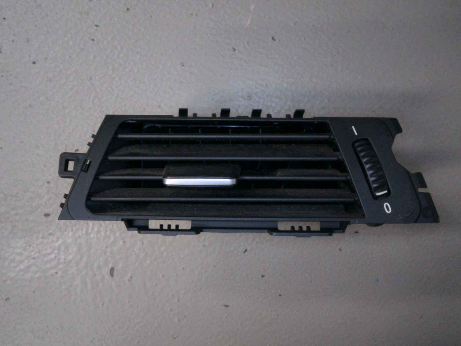 LUFTDÜSE VORNE RECHTS