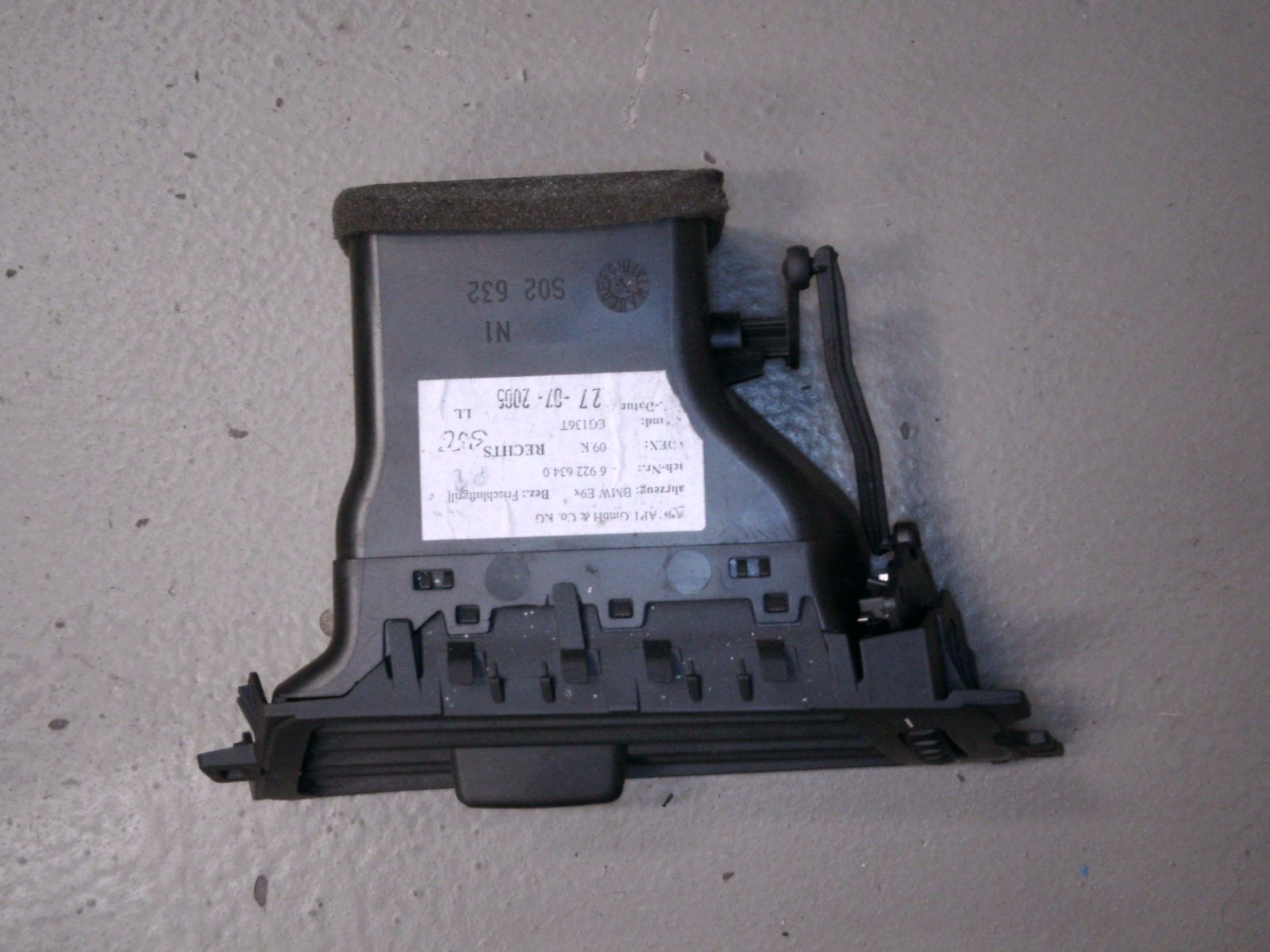 LUFTDÜSE VORNE RECHTS