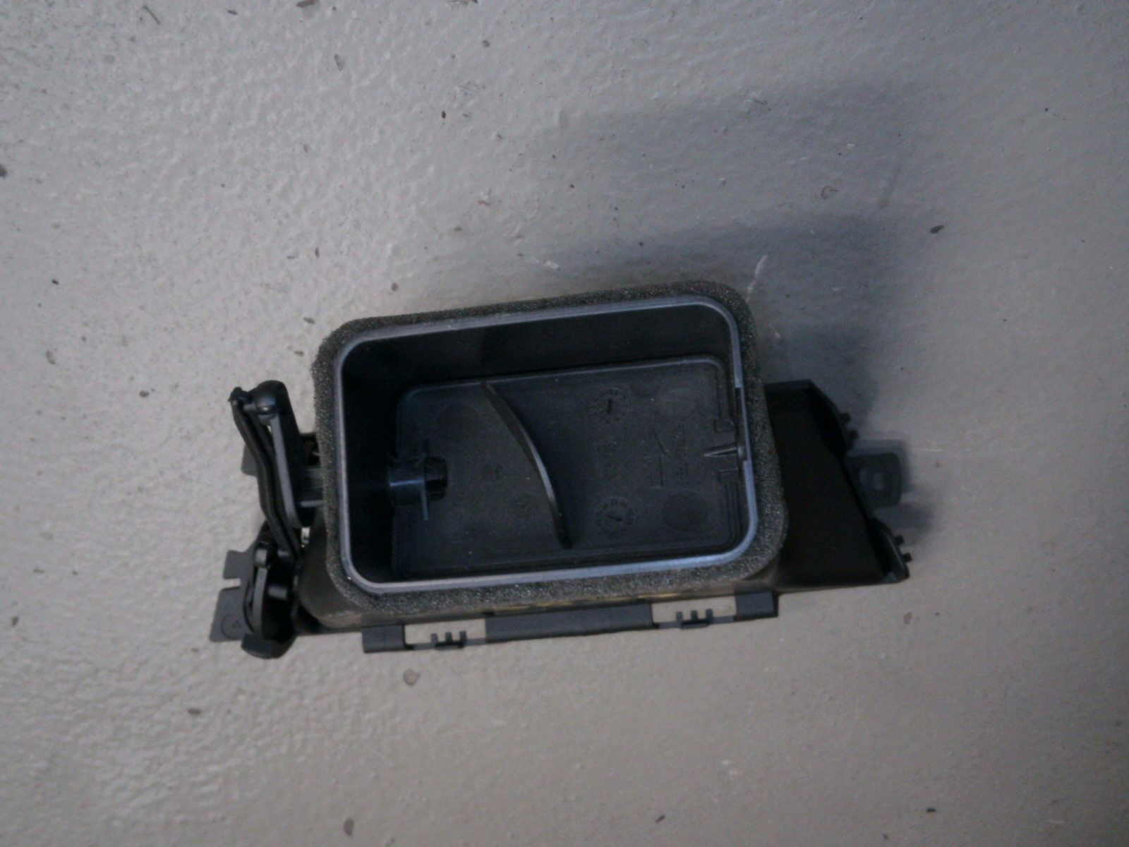 LUFTDÜSE VORNE RECHTS