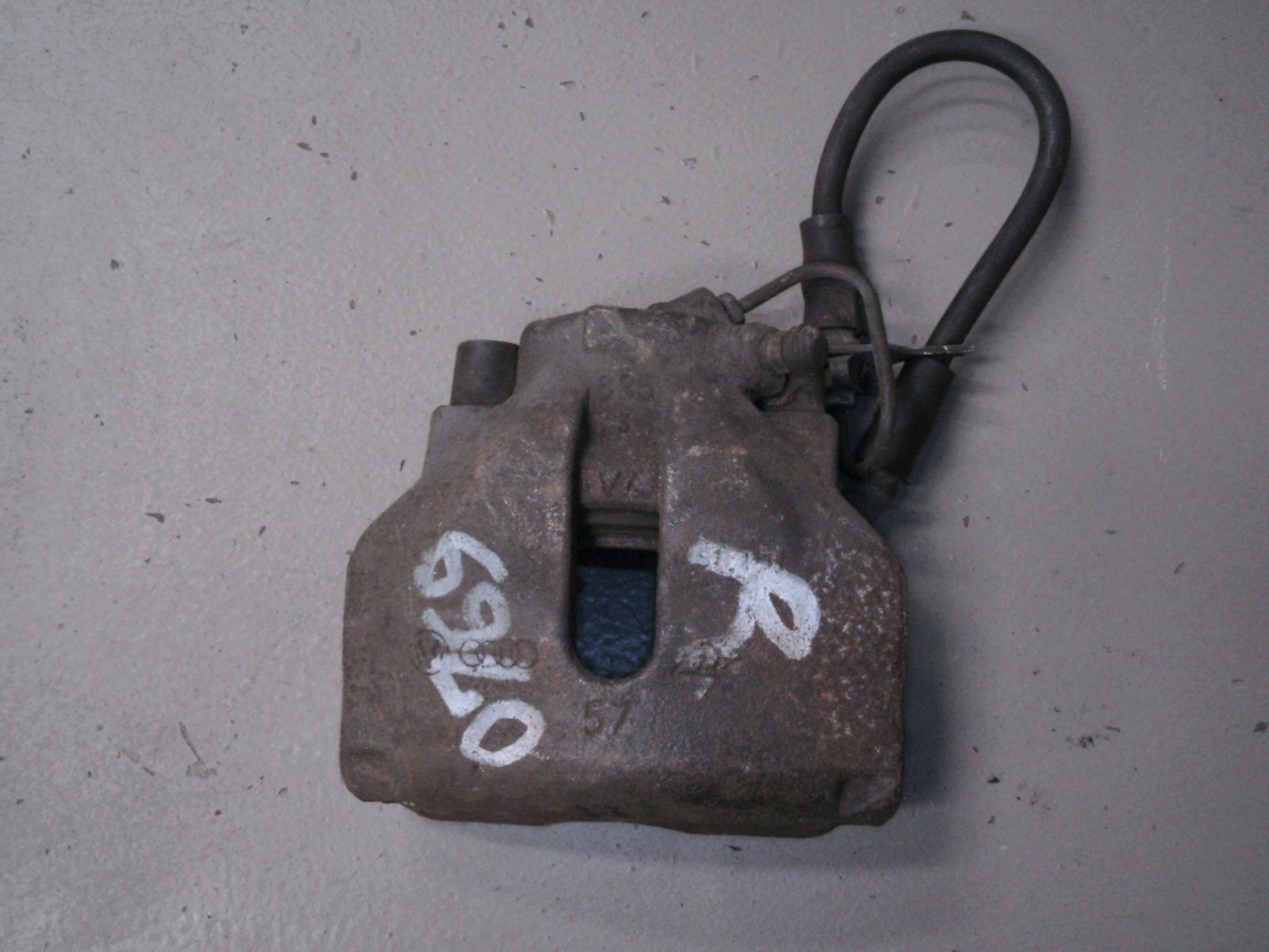 BREMSSATTEL VORNE RECHTS