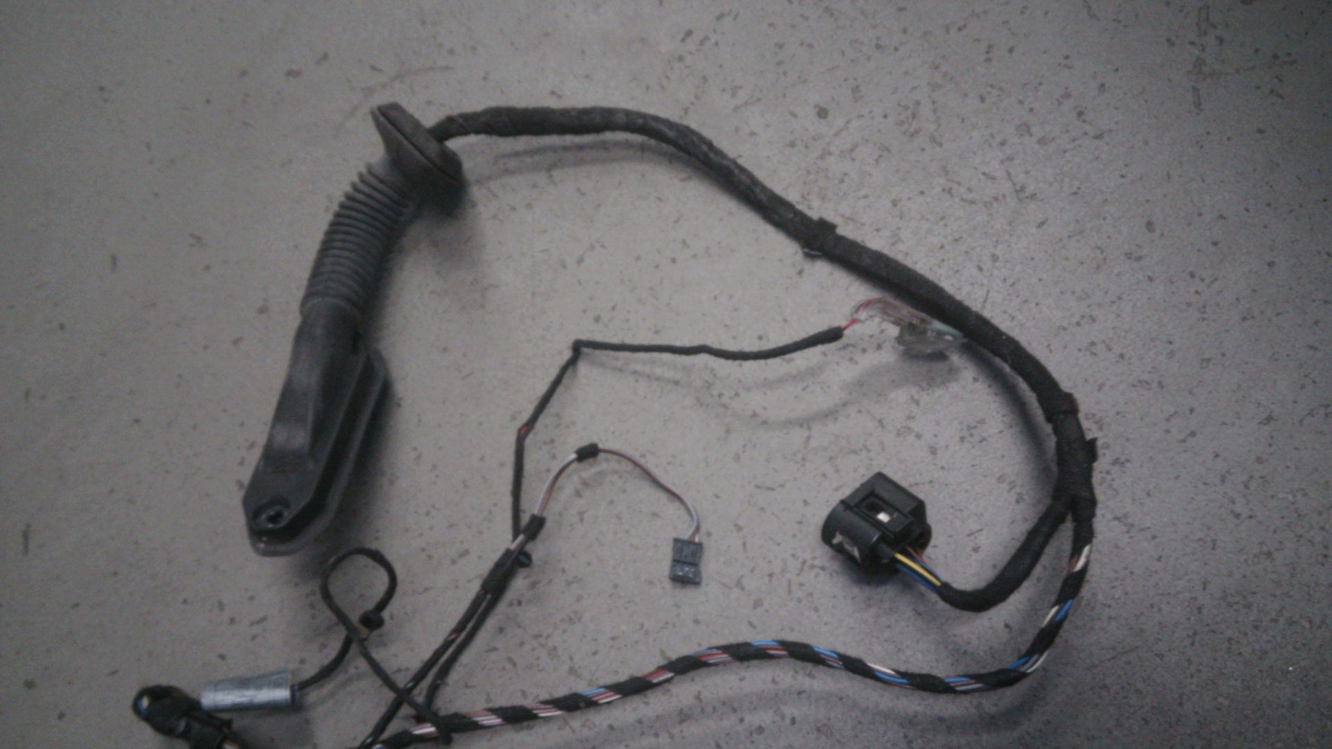 TÜRKABEKLBAUM KABELBAUM TÜRE HINTEN RECHTS