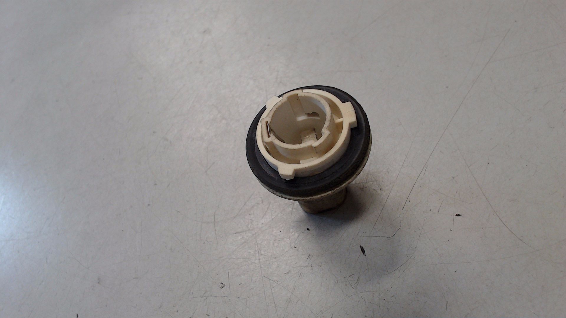 Glühbirnenfassung FASSUNG BLINKER Links