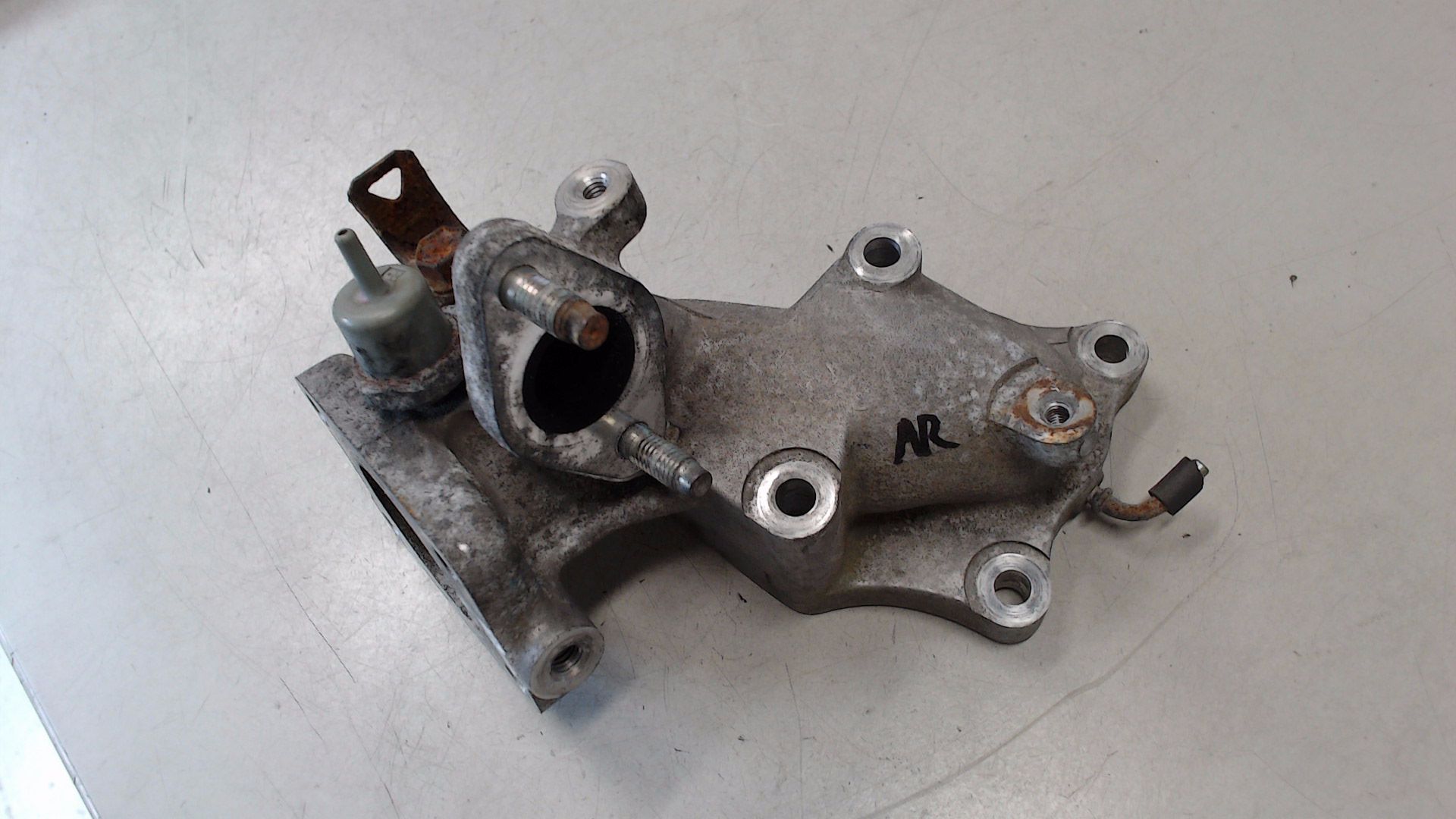 ANSCHLUSS ANSAUGLUFT