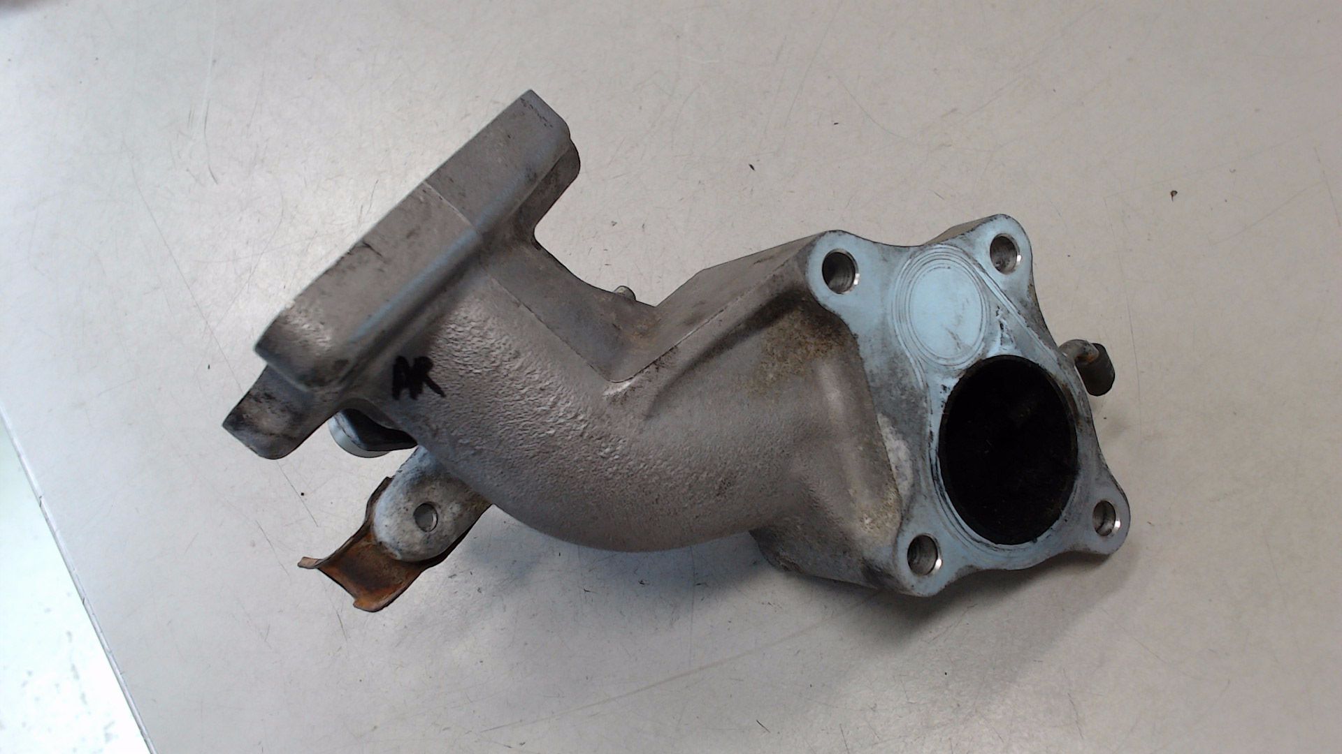 ANSCHLUSS ANSAUGLUFT