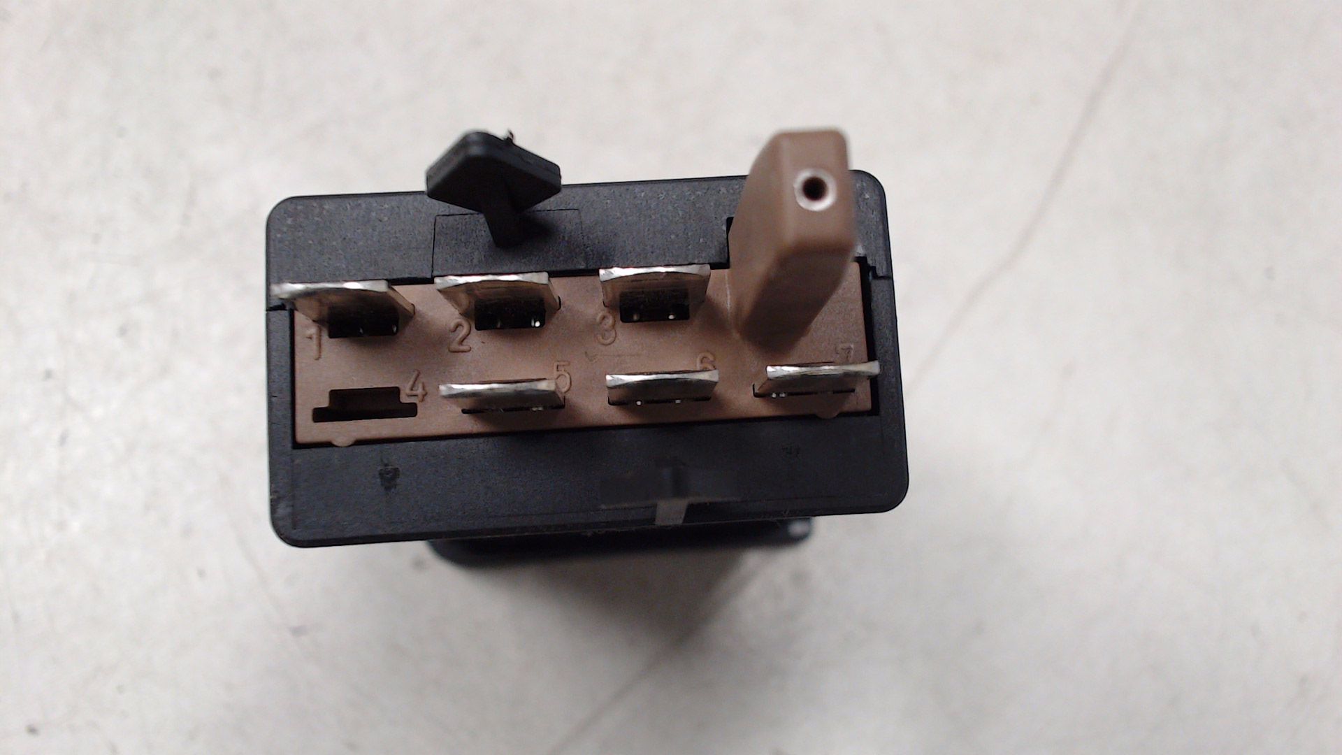 Schalter Sitzheizung vorne rechts