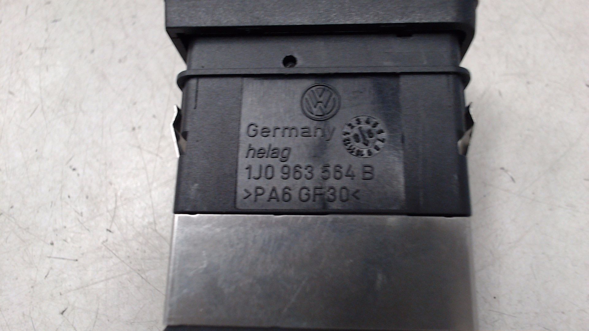 Schalter Sitzheizung vorne rechts