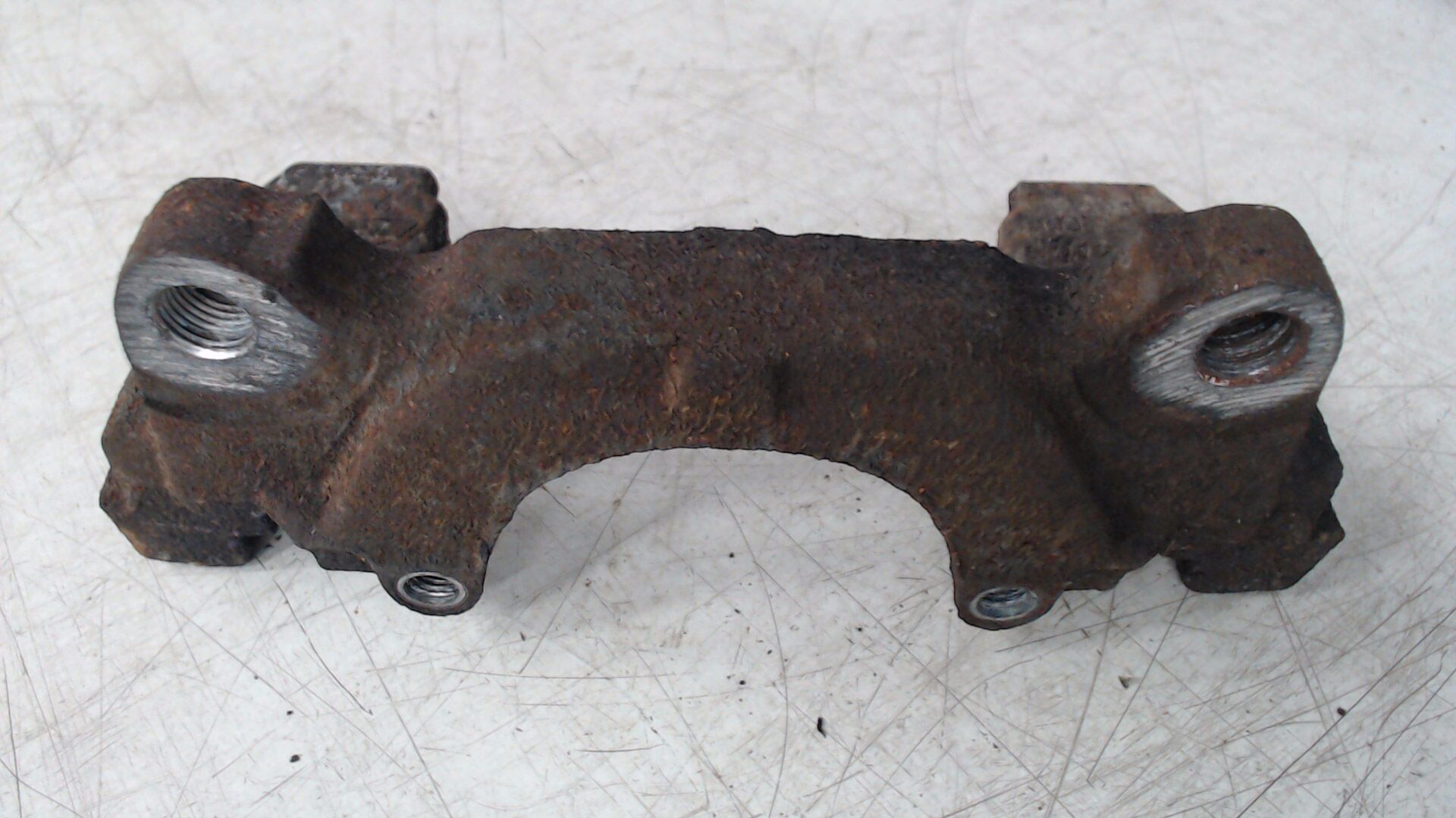 Bremssattelträger Rechts