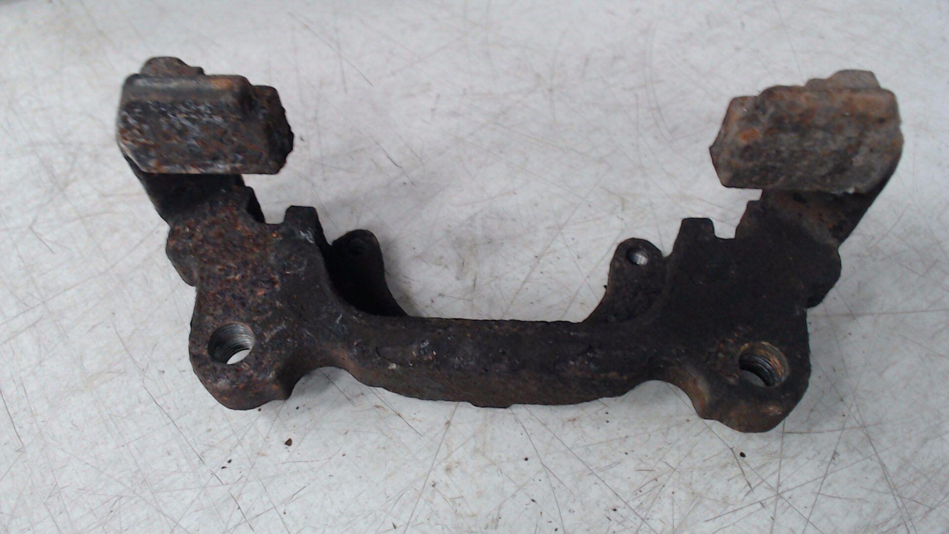 Bremssattelträger Rechts