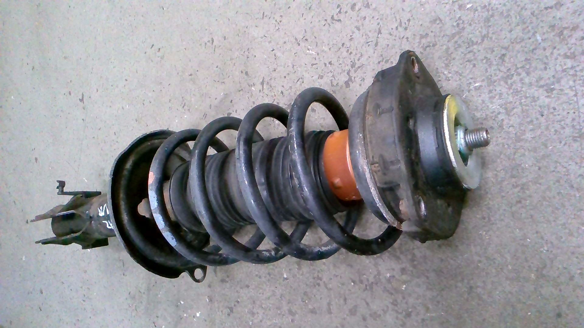 FEDERBEIN FEDER STOßDÄMPFER VORNE RECHTS