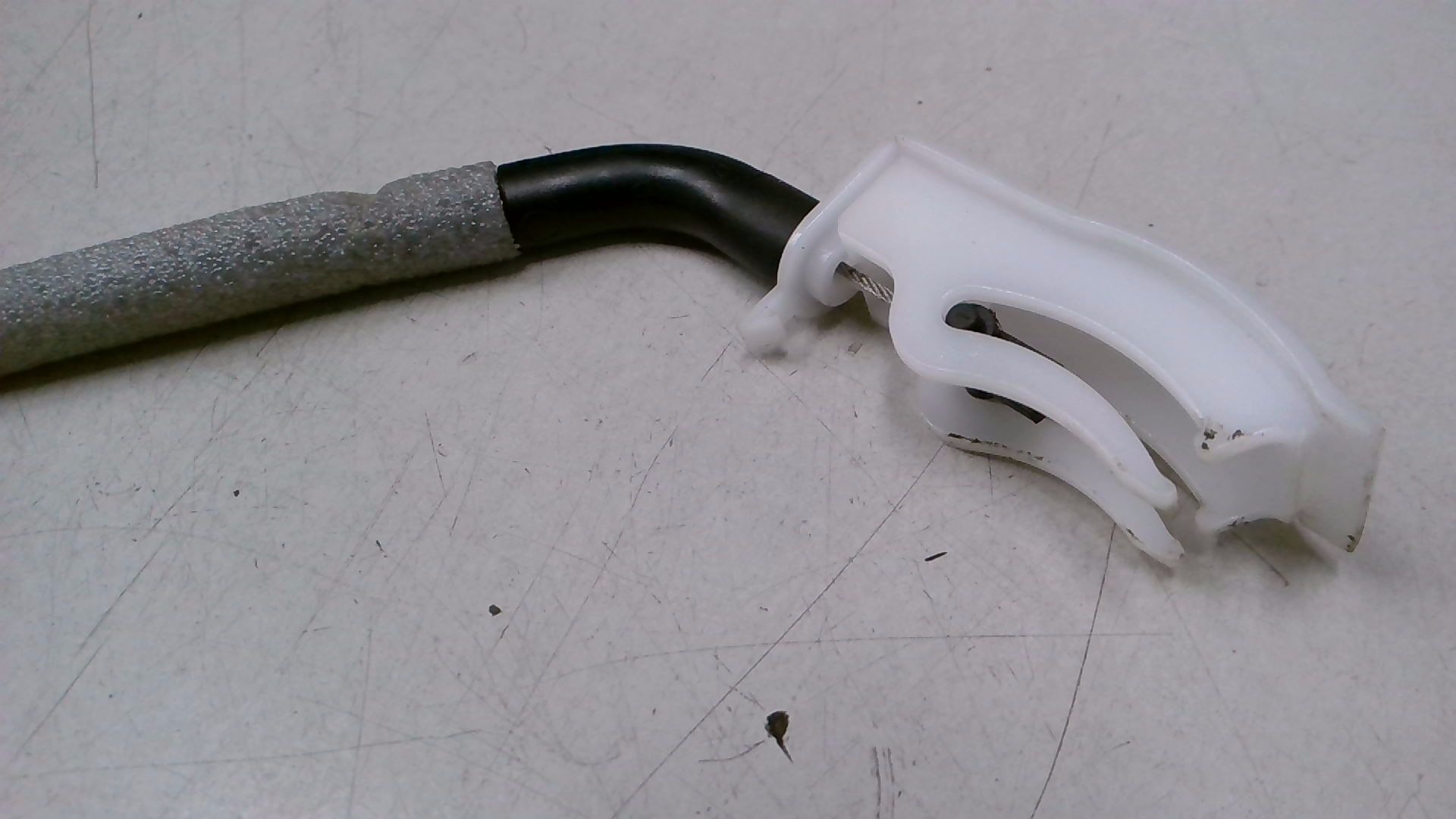 Betätigungszug Schloss (Tür vorn) Links