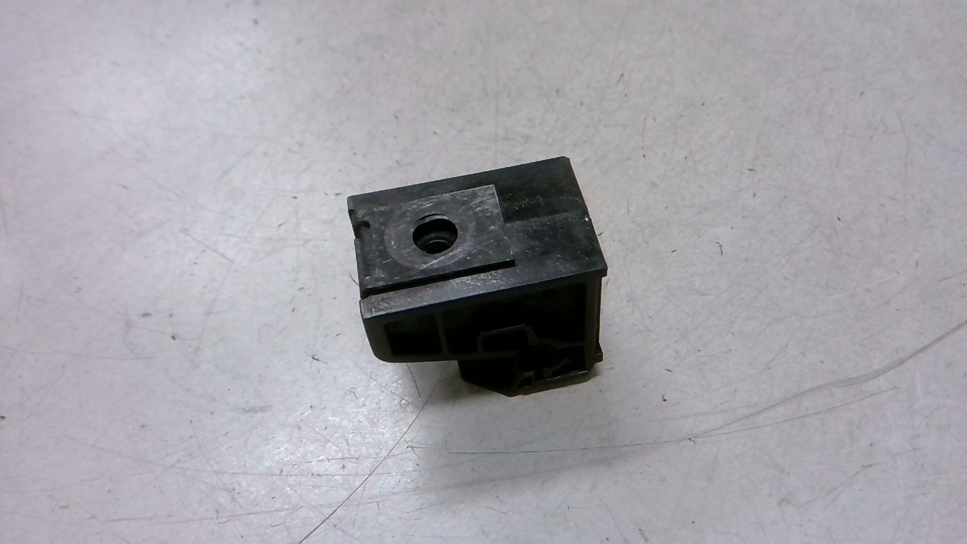 Halter HALTERUNG SCHEINWERFER Rechts