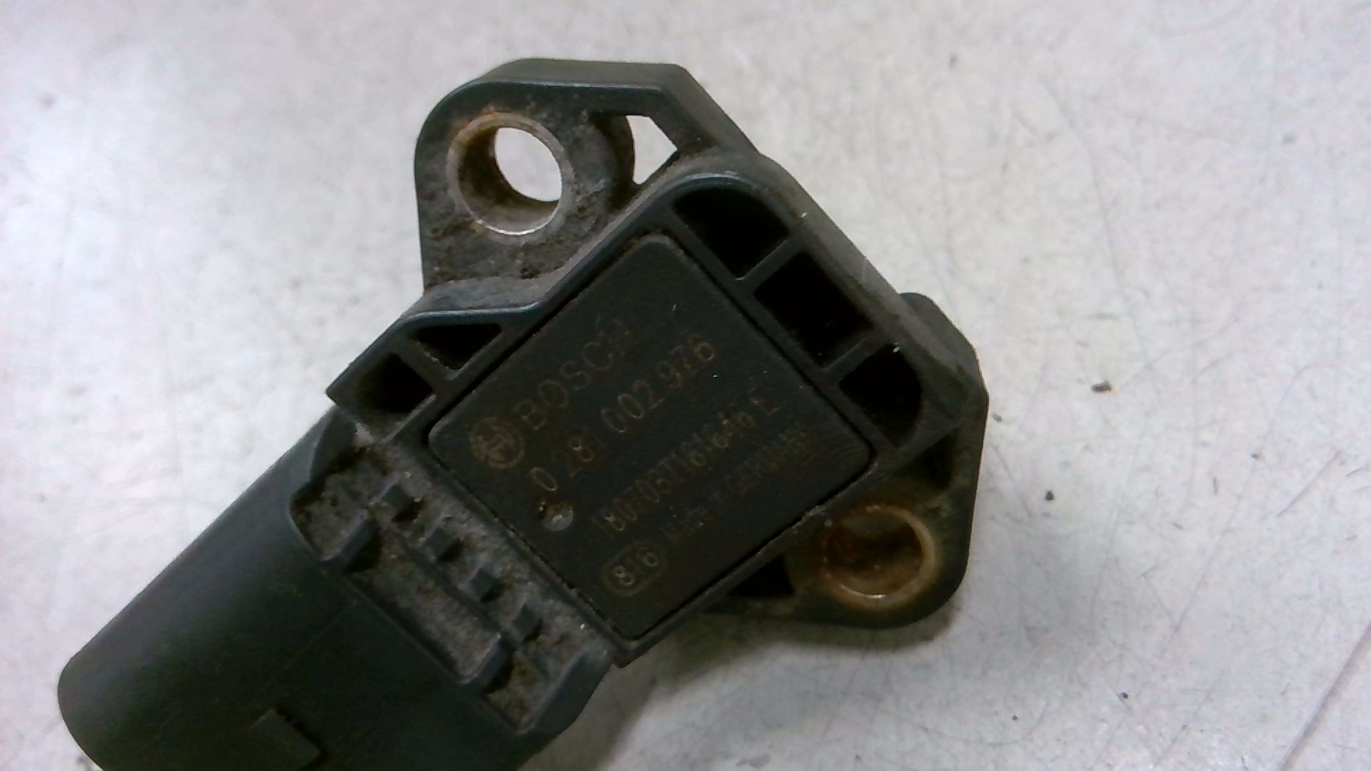 SENSOR SAUGROHRDRUCK