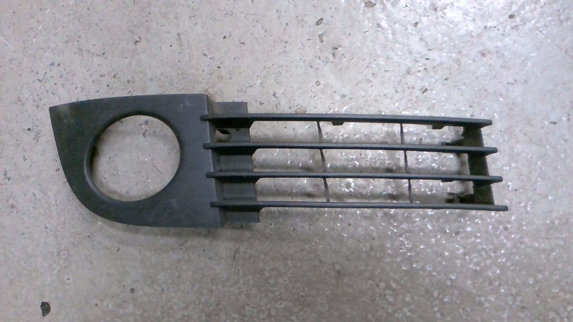 Luftgitter Stossfänger Rechts