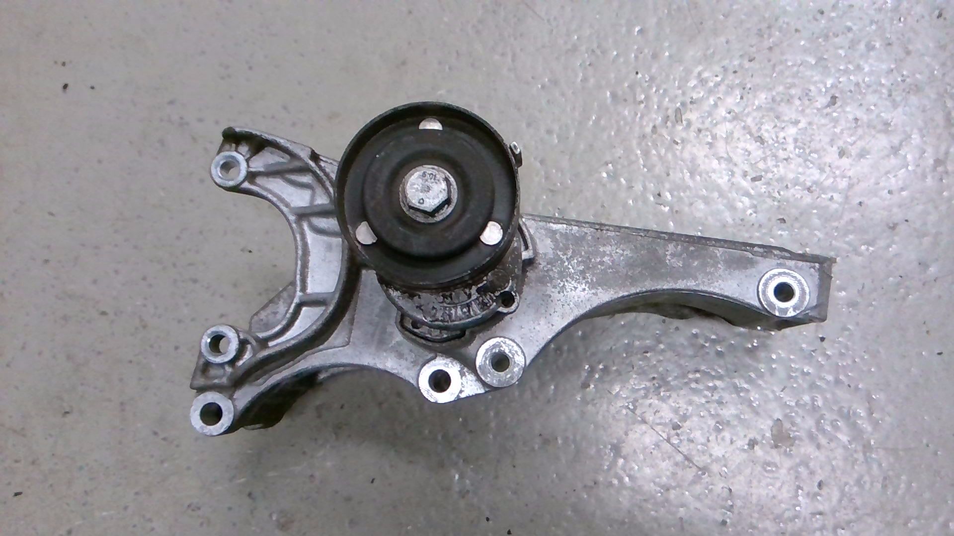 Träger Lichtmaschine AGGREGATETRÄGER