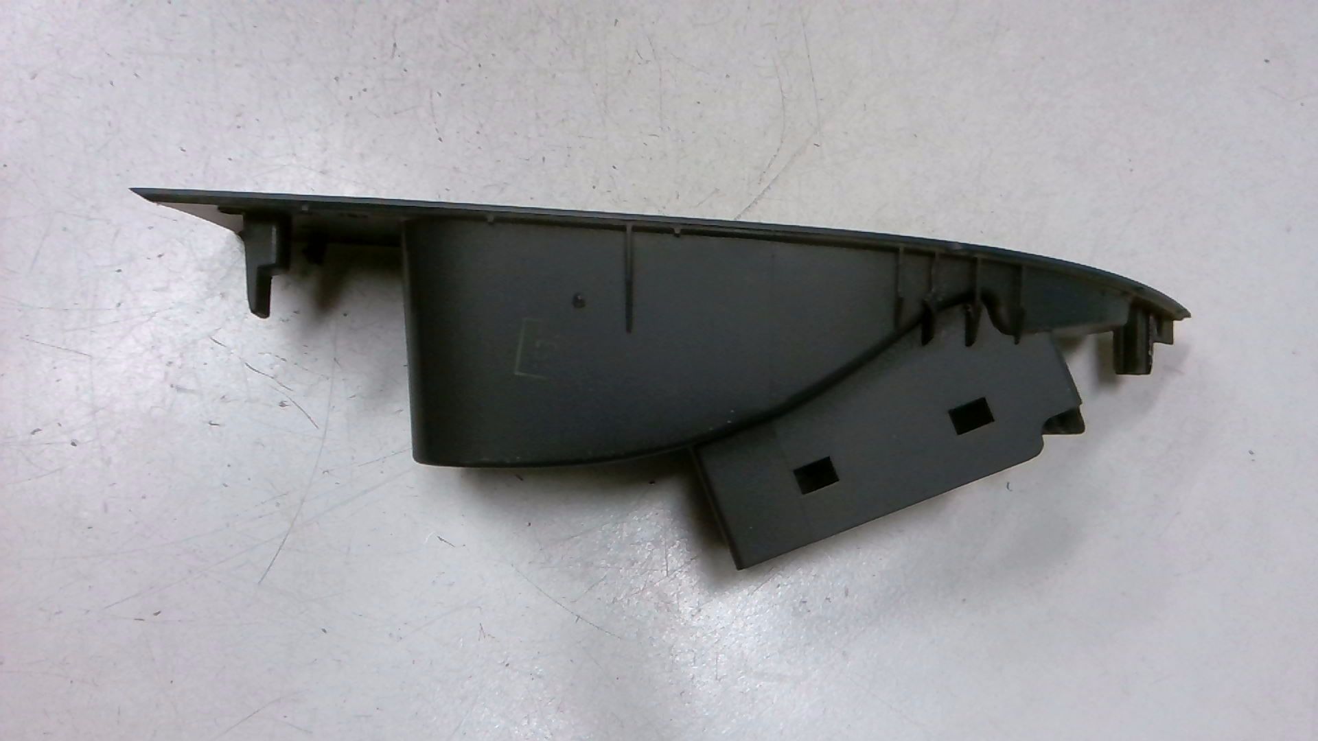 RAHMEN BLENDE Schalter FENSTERHEBER (Tür hinten) Links