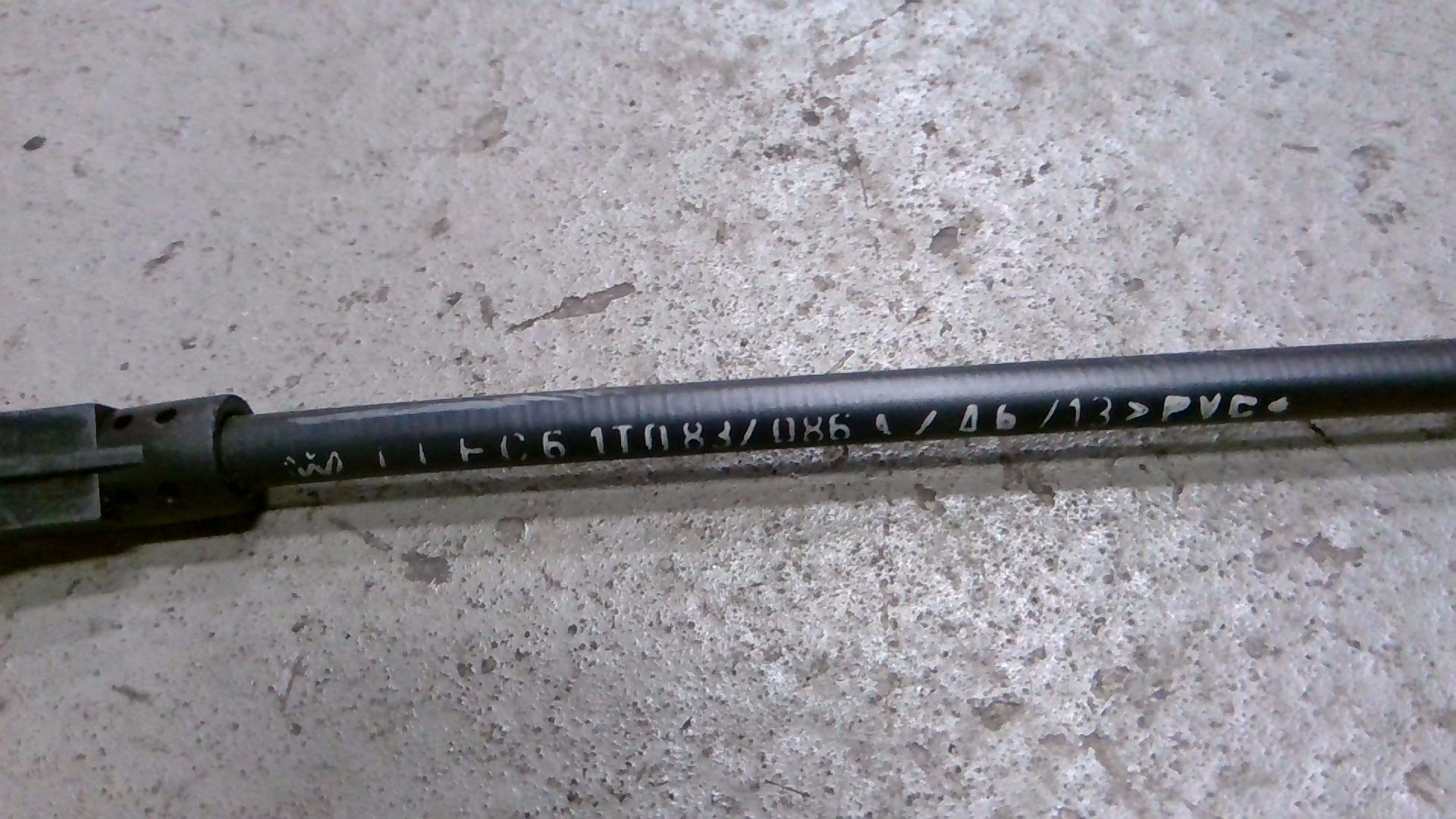 Betätigungszug Schloss (Tür vorn) Rechts