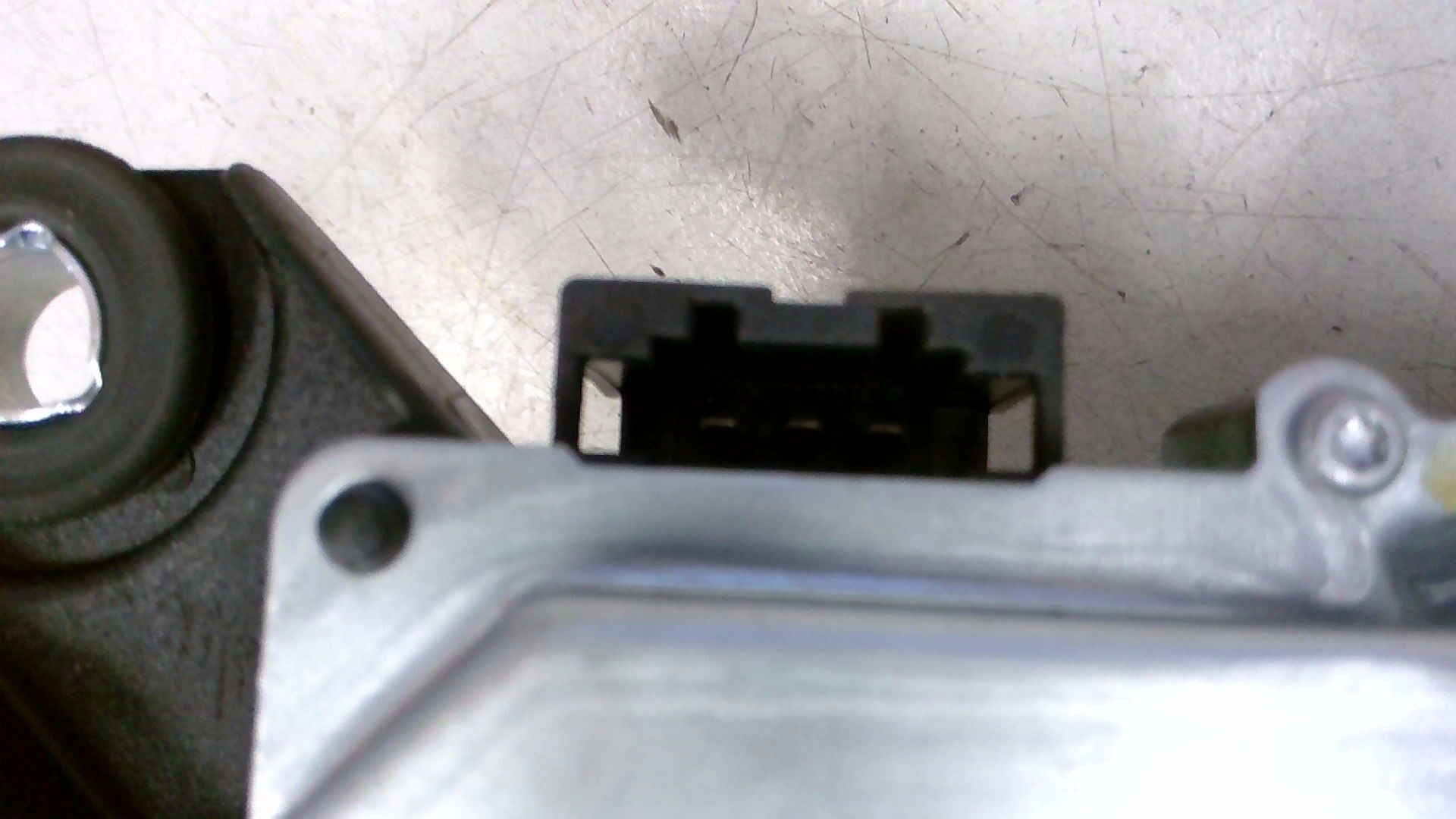 Scheibenwischermotor hinten