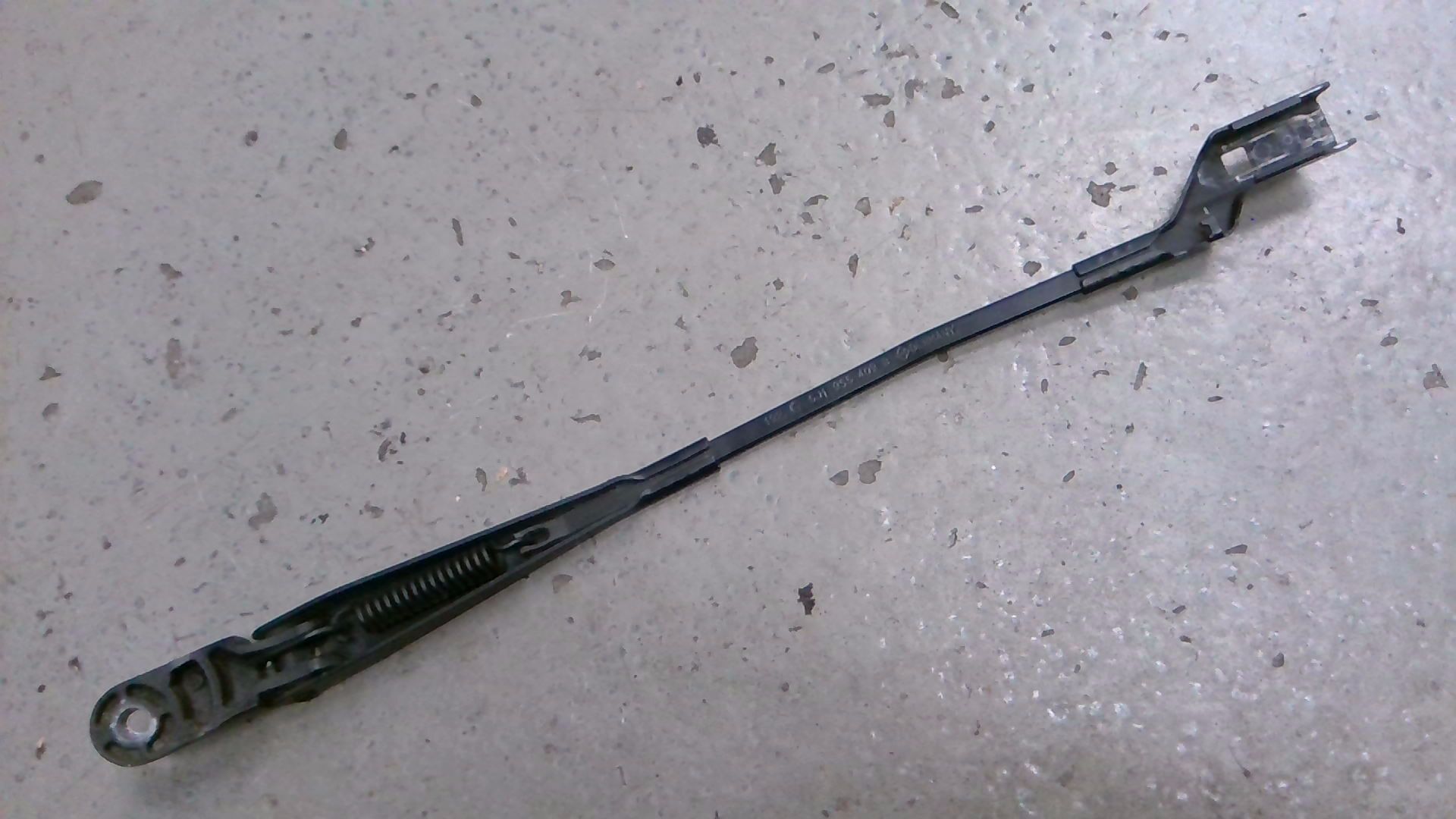 Scheibenwischerarm Links