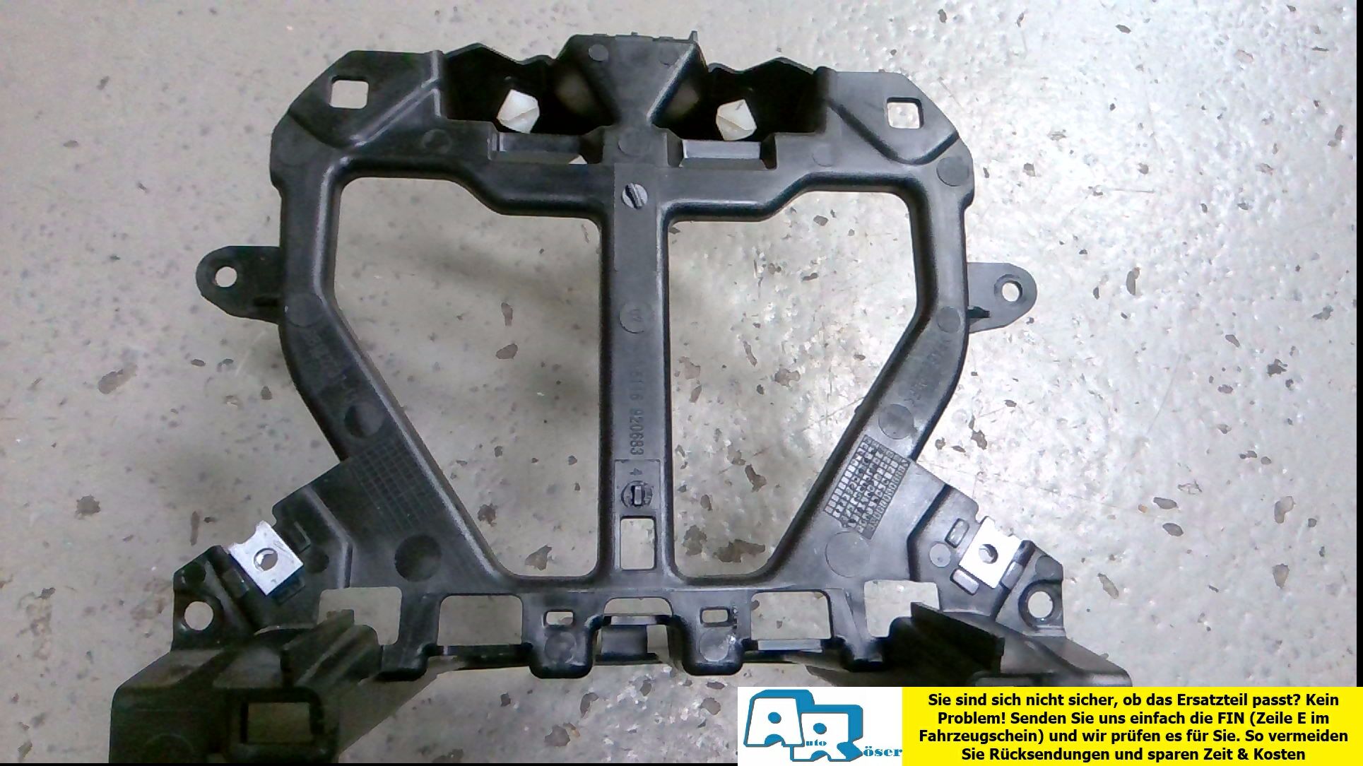 RAHMEN HALTER TRÄGER Mittelkonsole