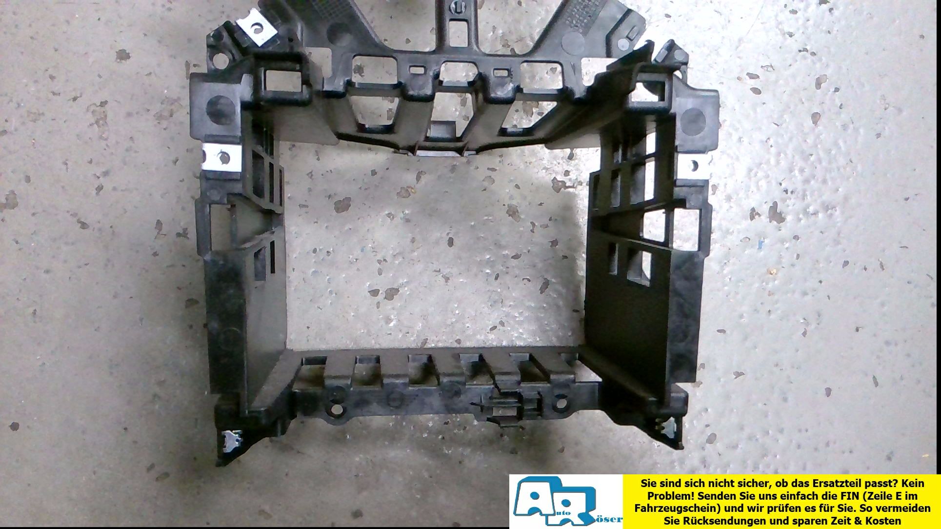 RAHMEN HALTER TRÄGER Mittelkonsole