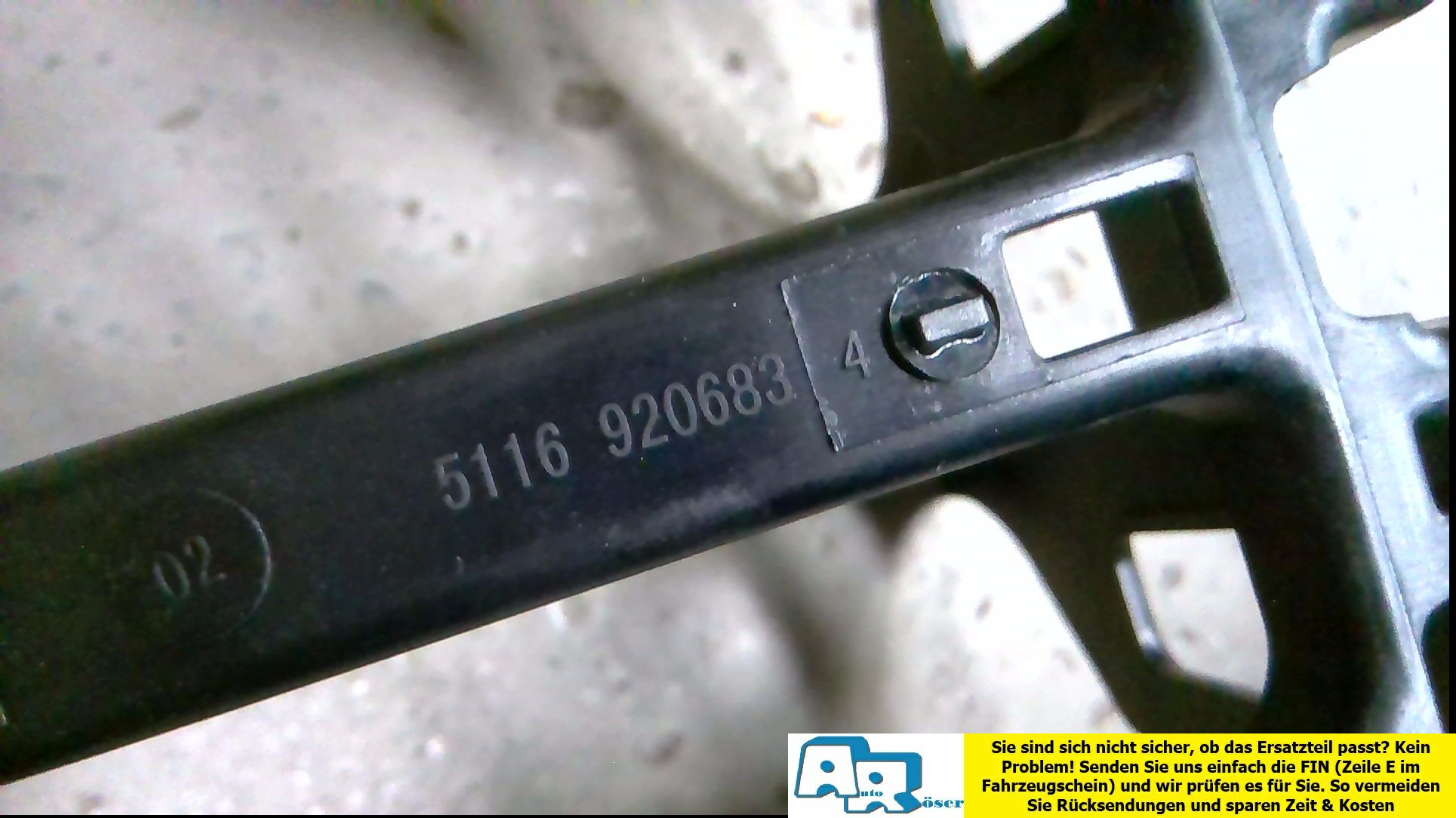 RAHMEN HALTER TRÄGER Mittelkonsole