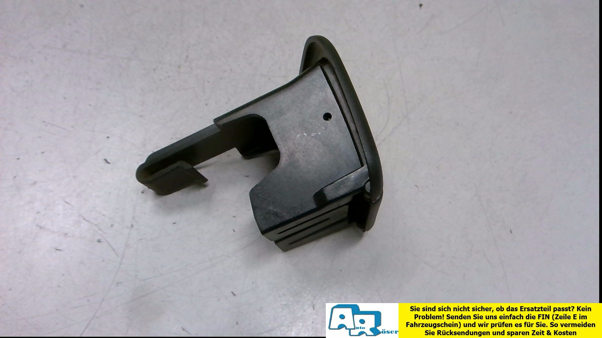 ABDECKUNG GEHÄUSE ISOFIX HINTEN LINKS