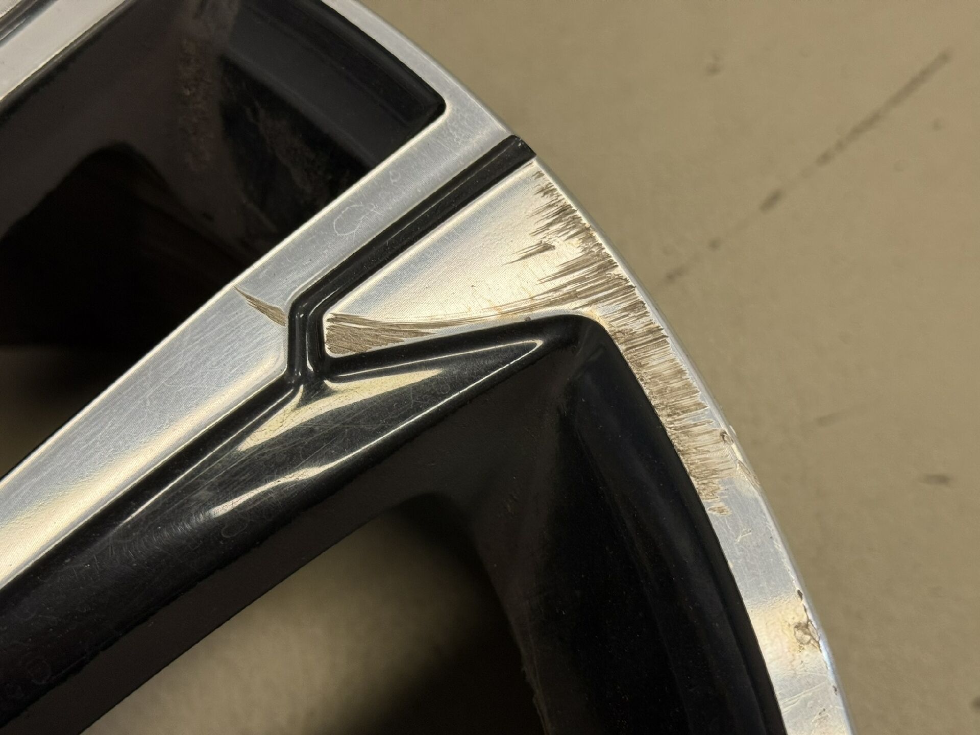 SATZ ALUFELGEN FELGEN ALU 7JX17 ET49