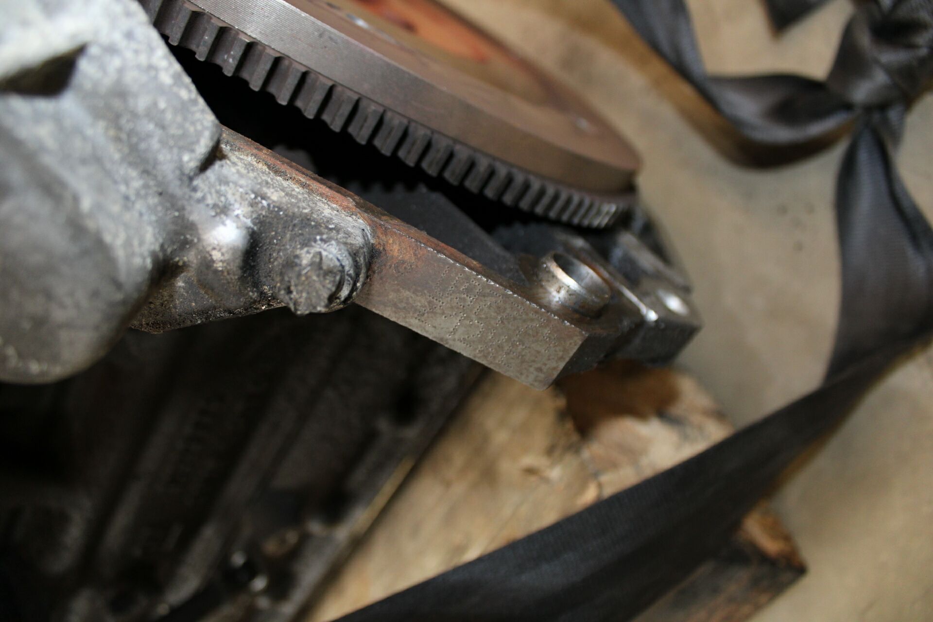 Motor ohne Anbauteile