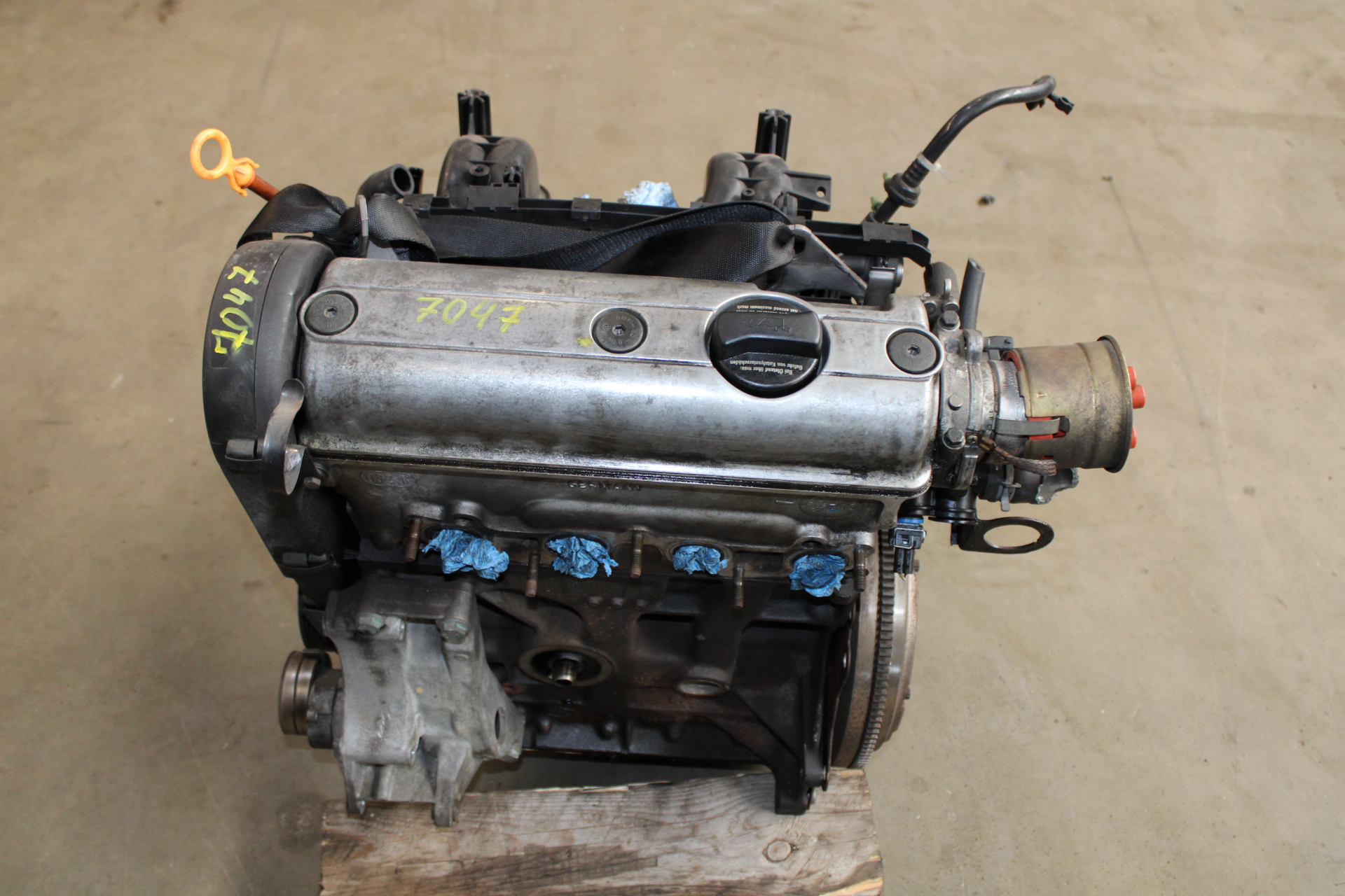 Motor ohne Anbauteile
